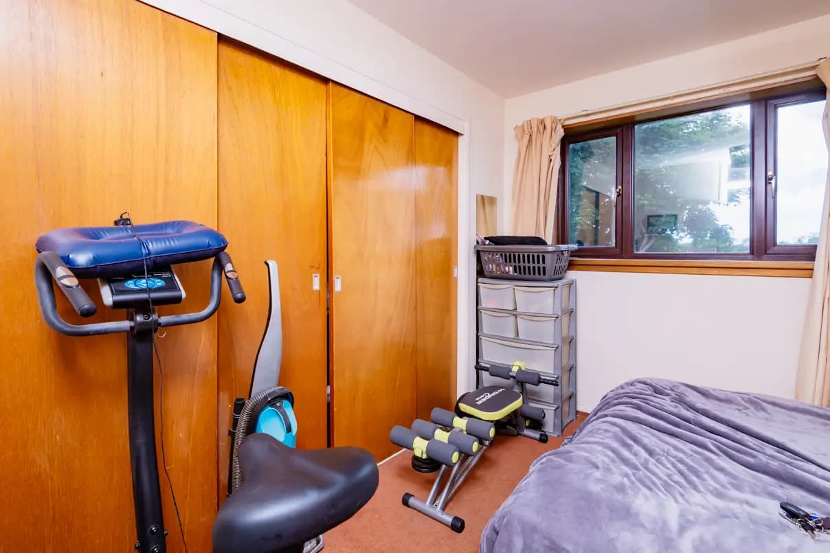 property photo 10 of 13