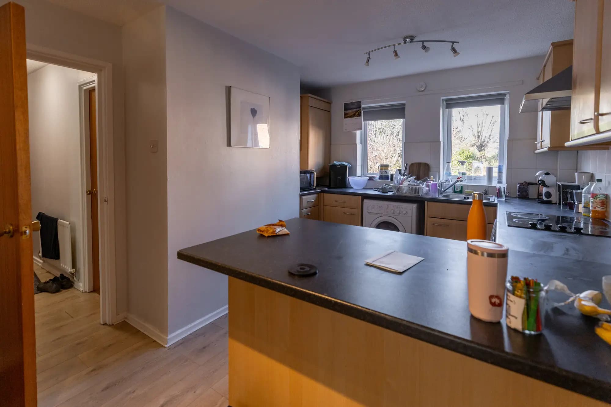 property photo 5 of 13