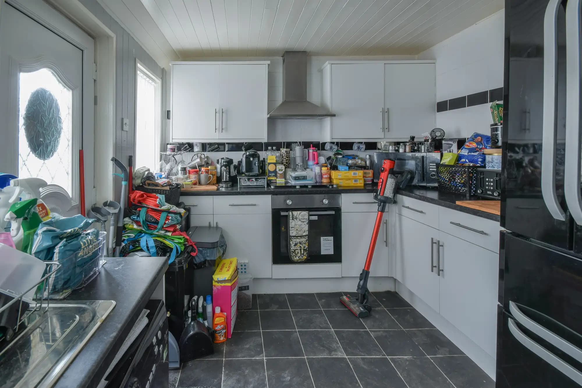 property photo 5 of 23