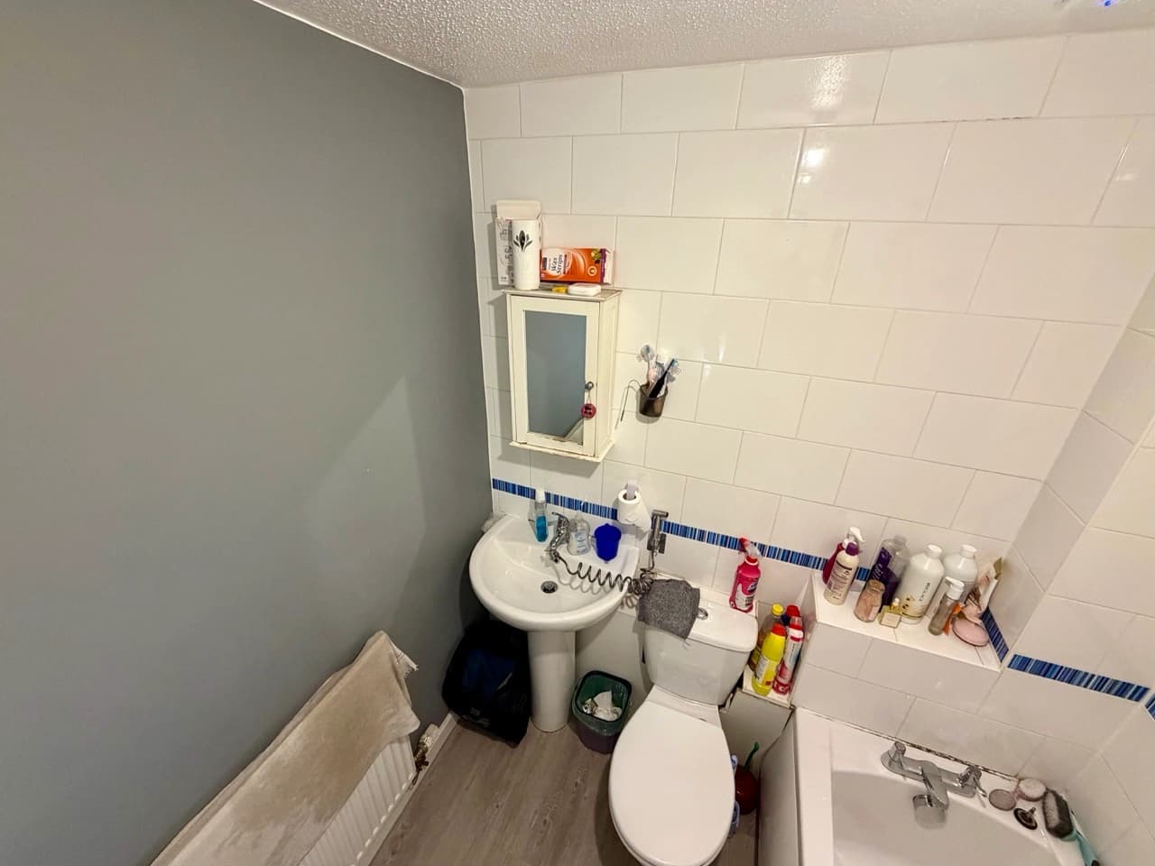 property photo 9 of 19