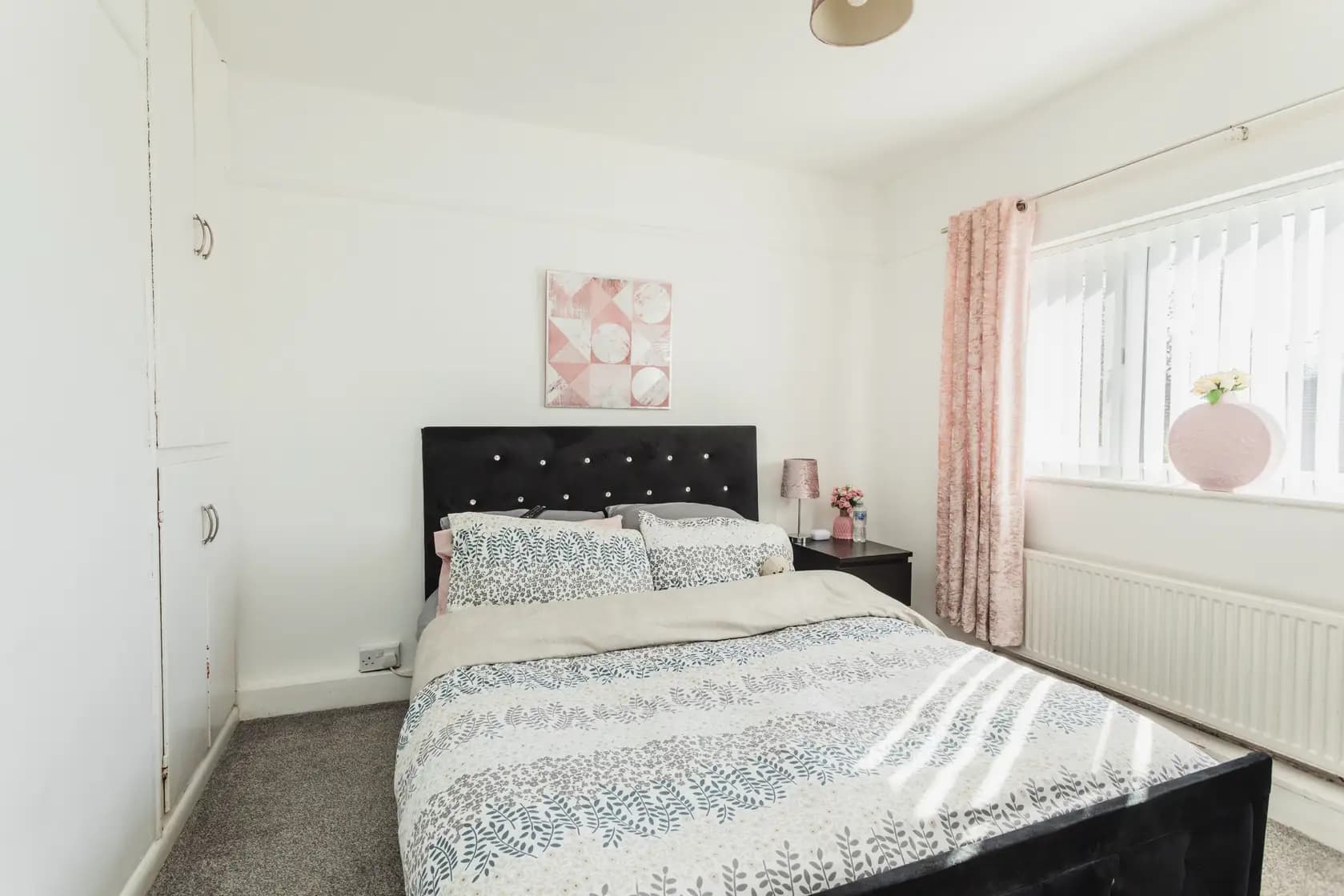 property photo 11 of 32
