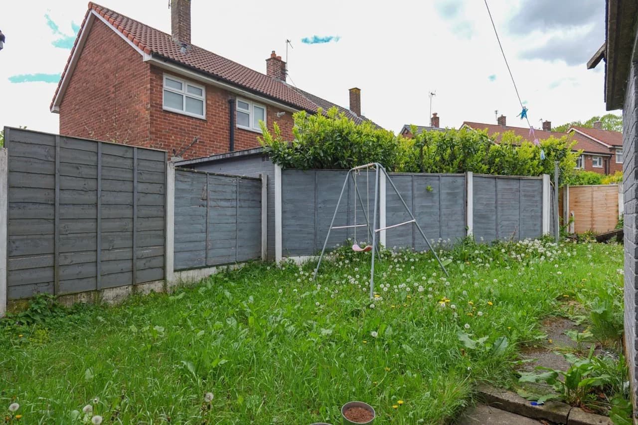 property photo 18 of 20