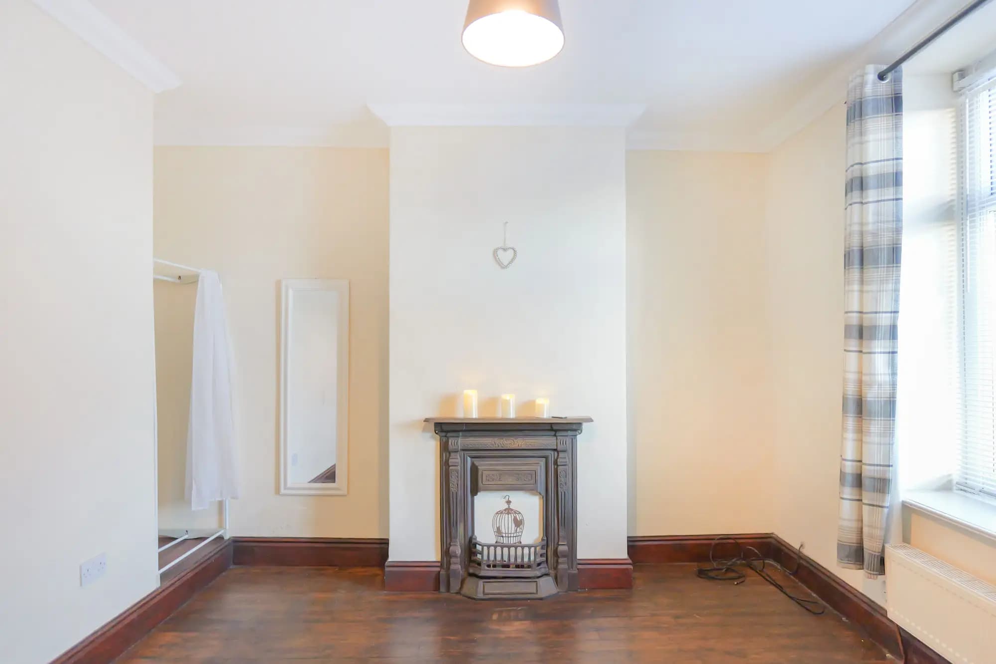 property photo 10 of 16