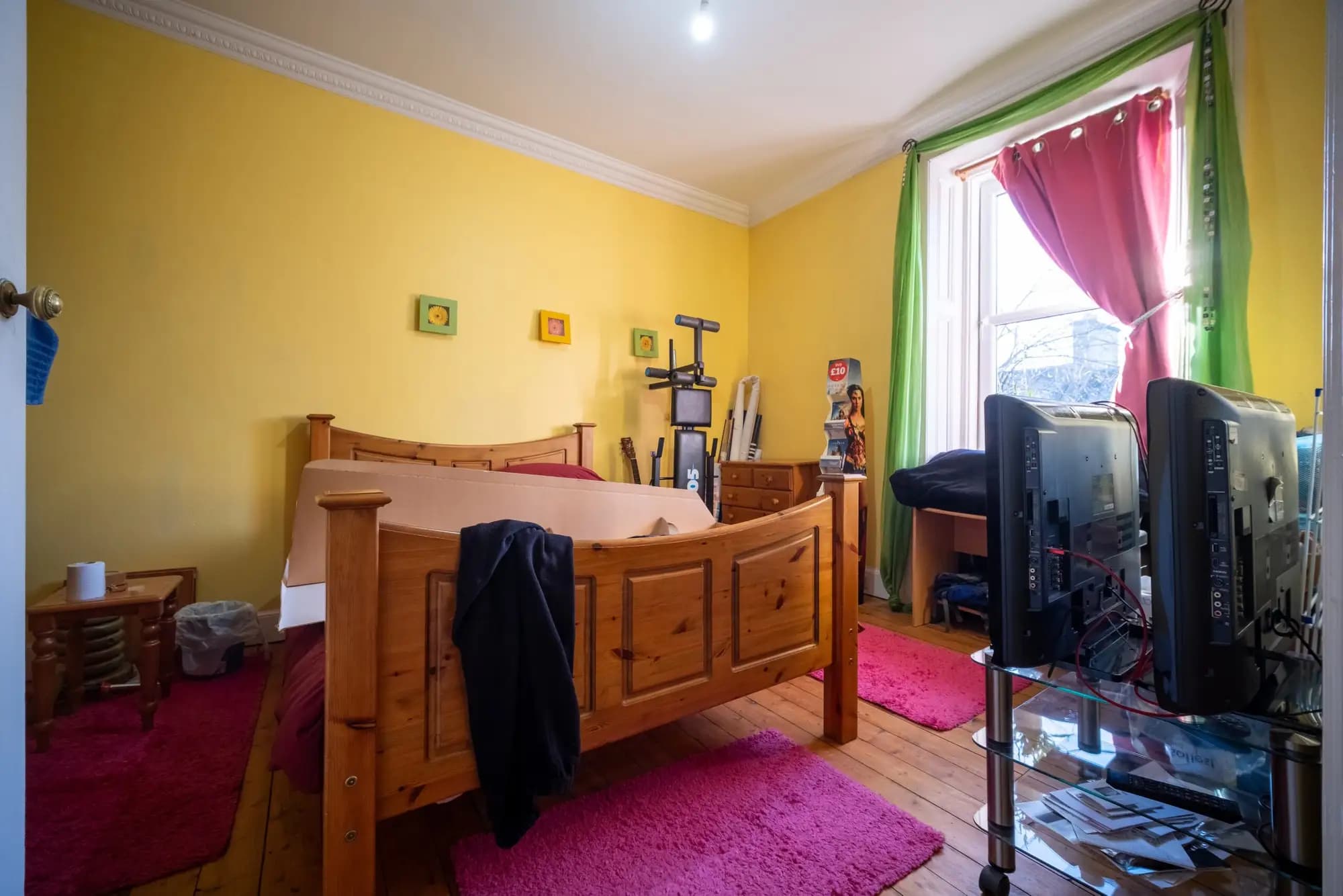 property photo 8 of 15