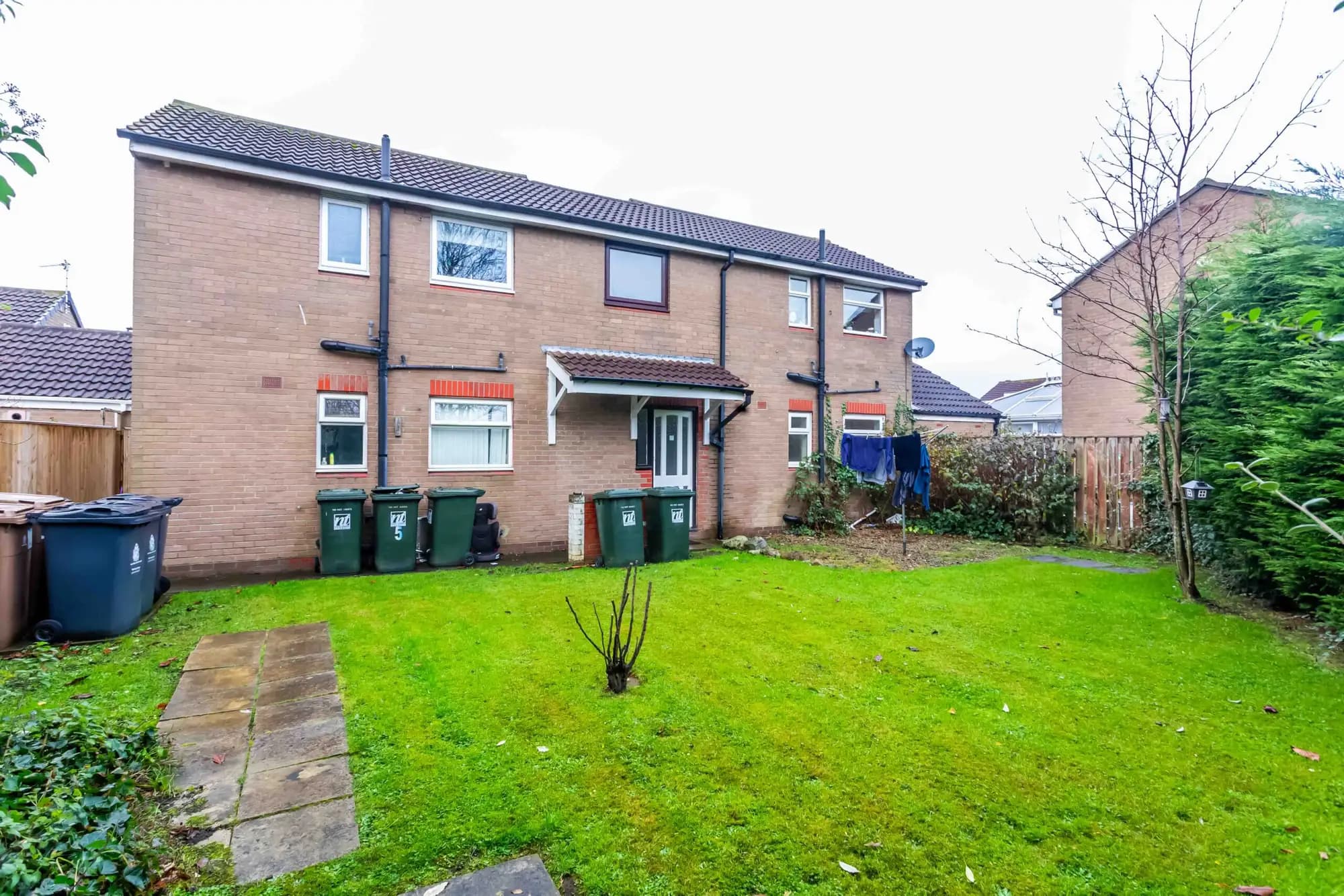 property photo 14 of 16