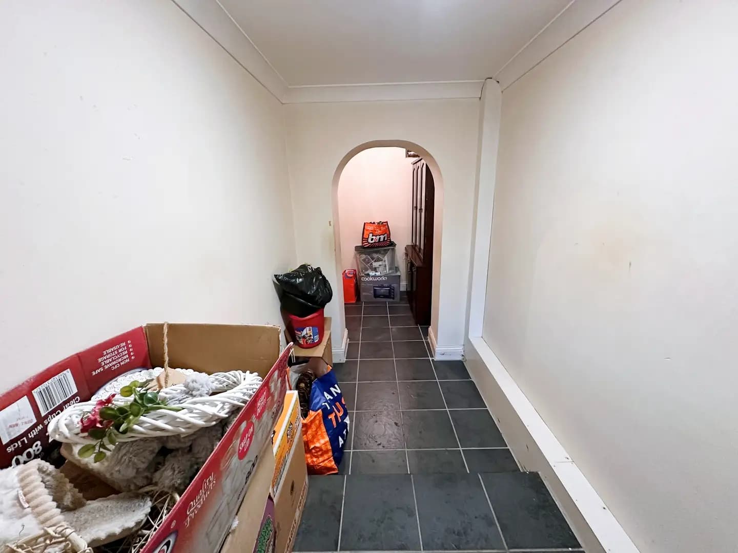 property photo 13 of 30