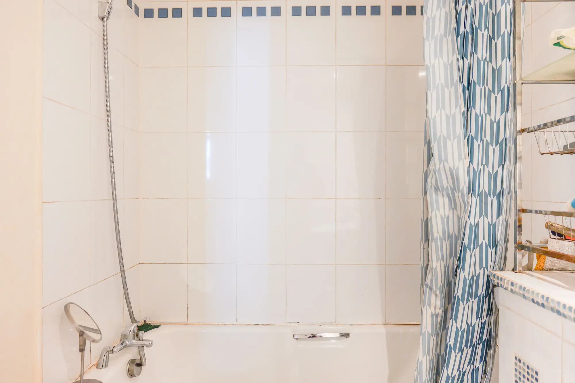 property photo 10 of 22