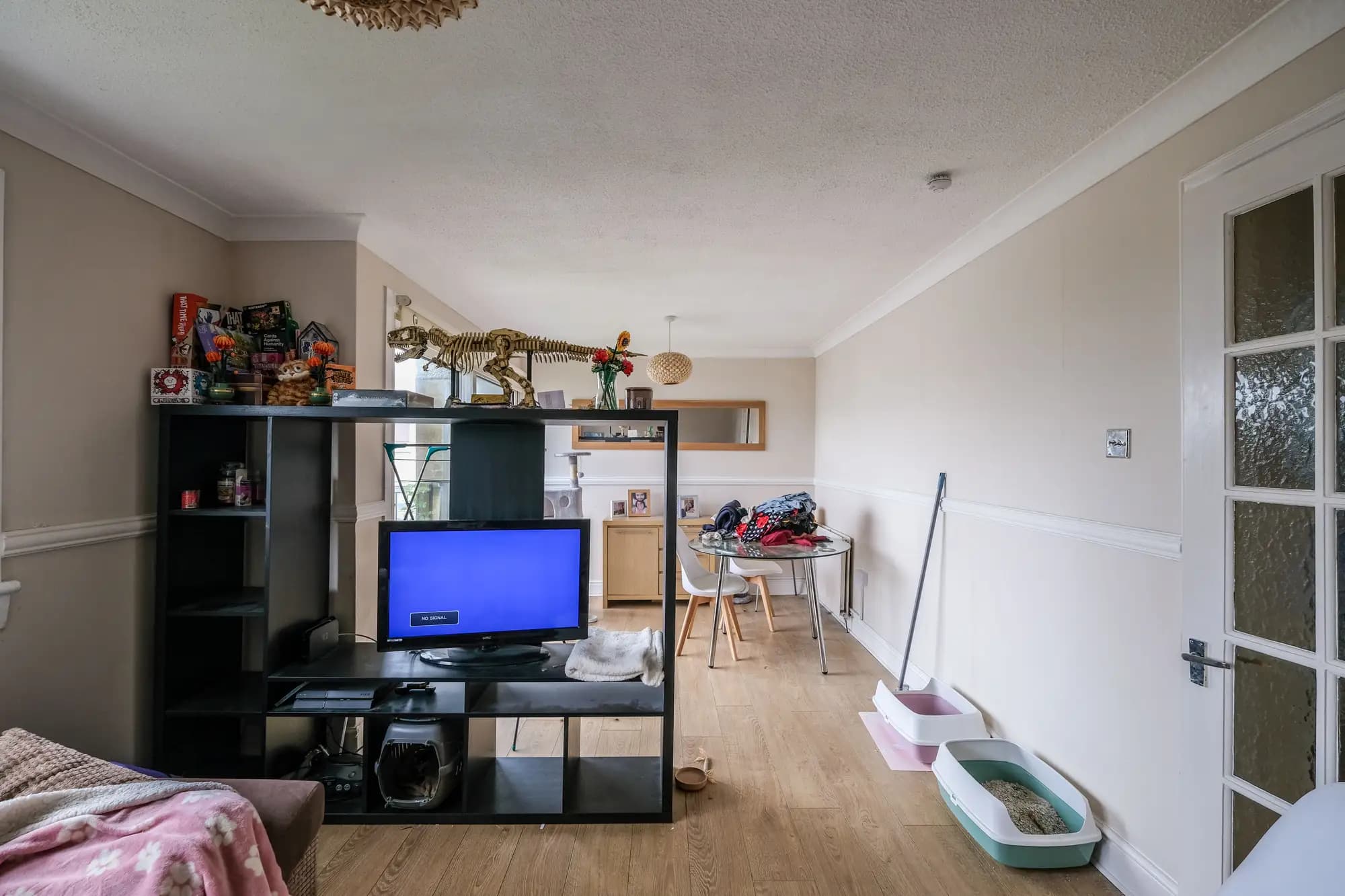 property photo 4 of 17