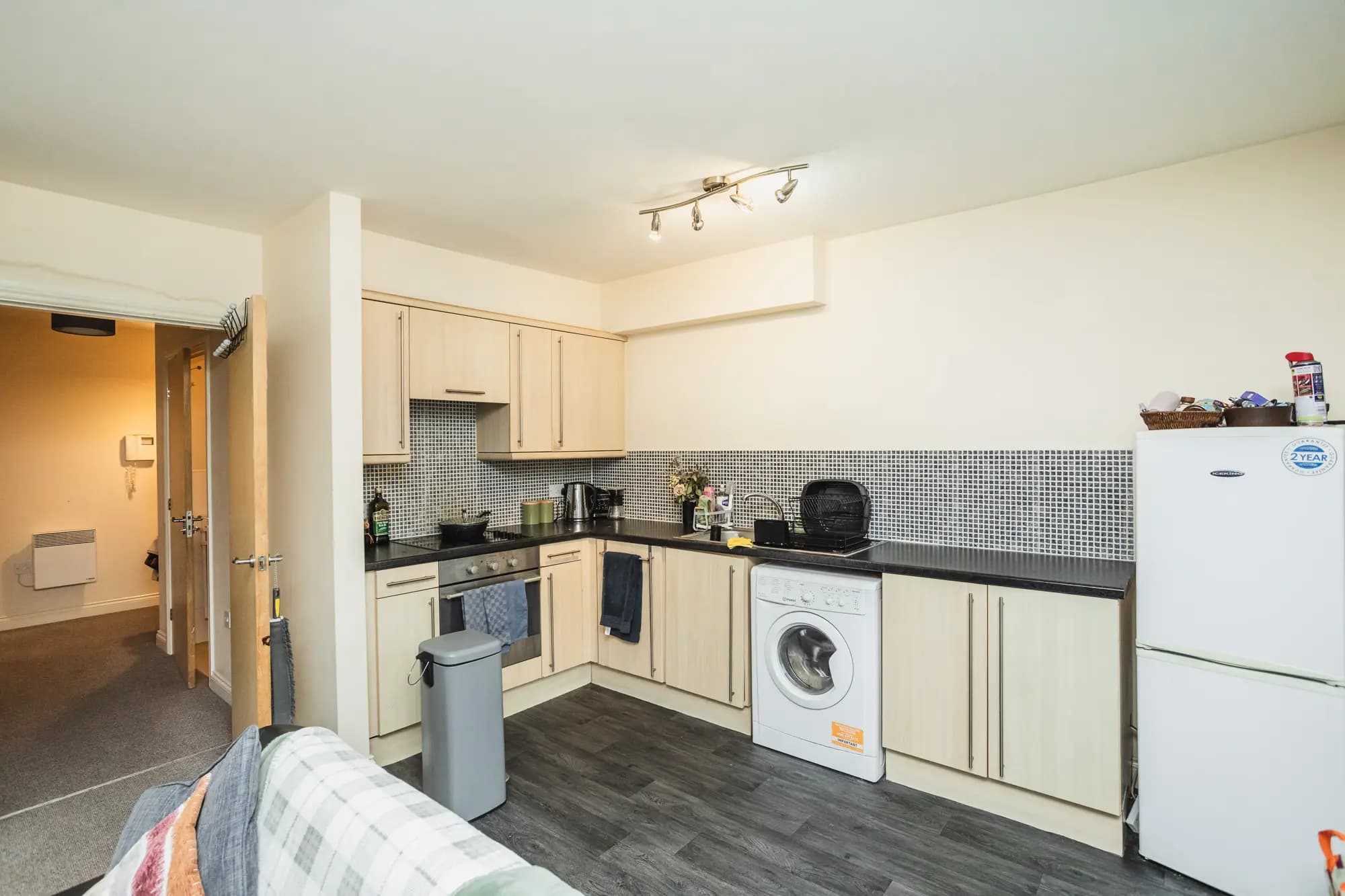 property photo 7 of 20