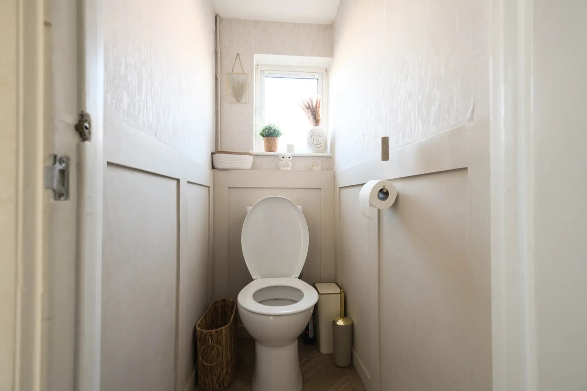 property photo 8 of 22