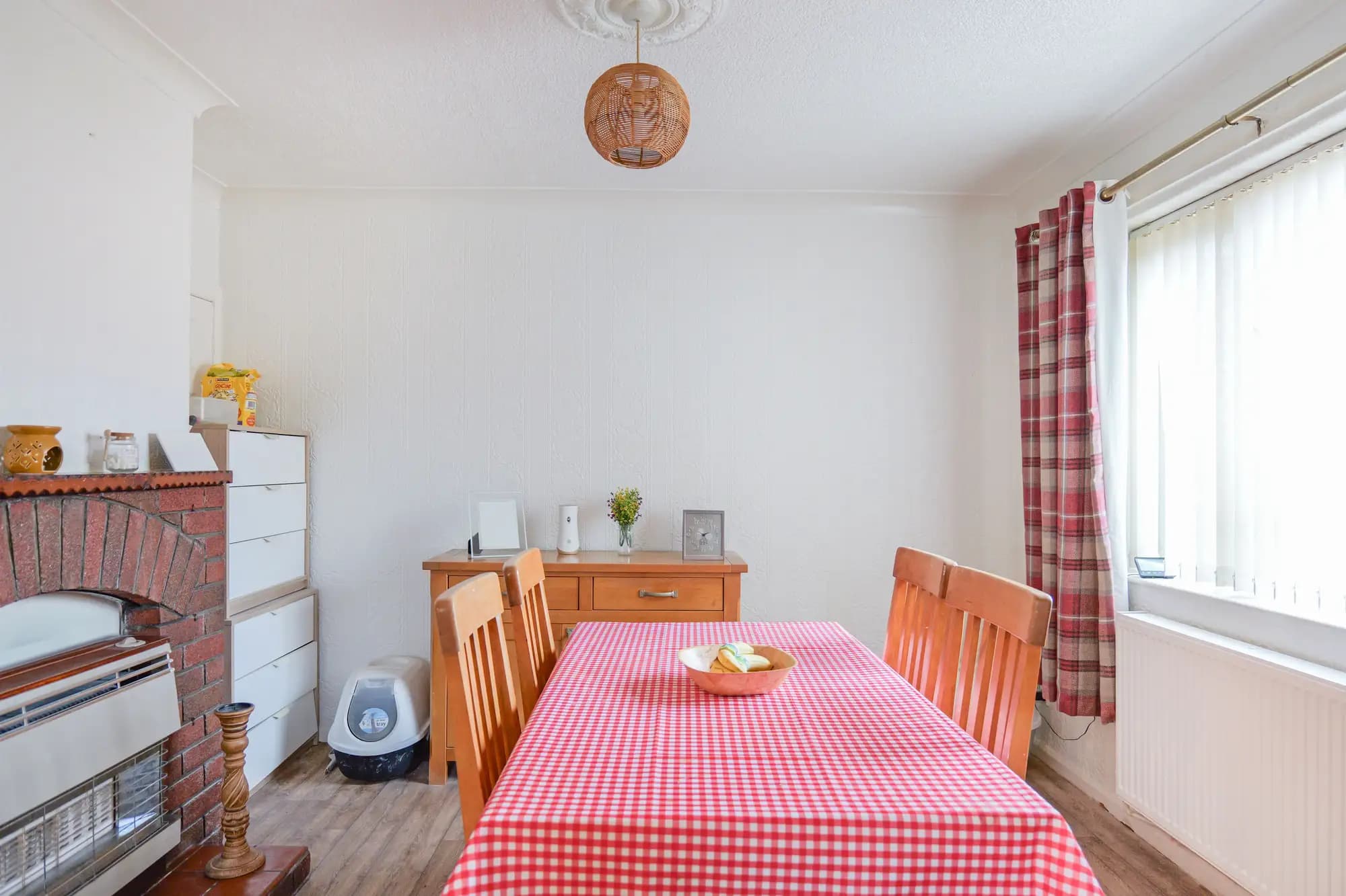 property photo 6 of 24