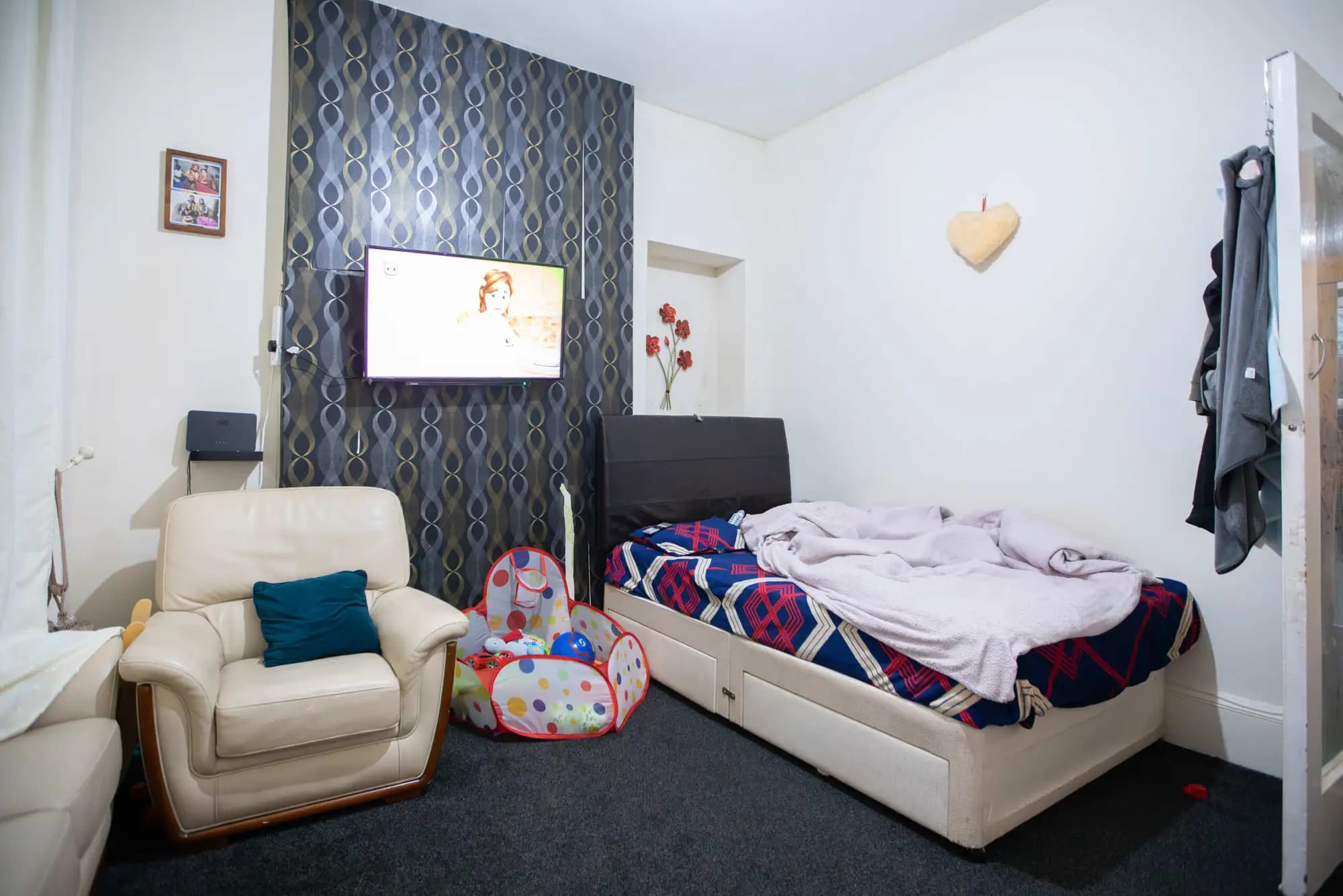 property photo 12 of 15
