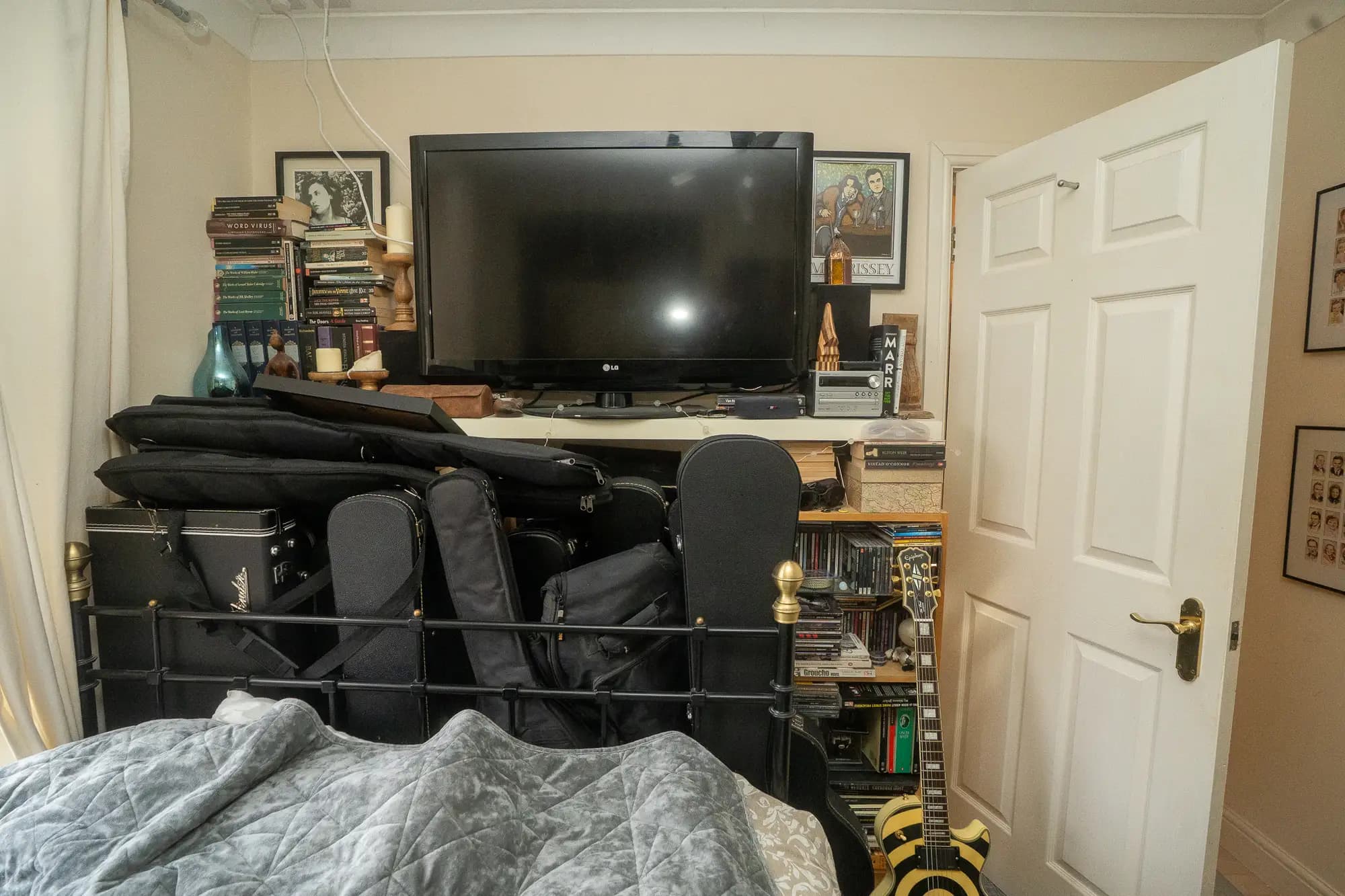 property photo 11 of 14