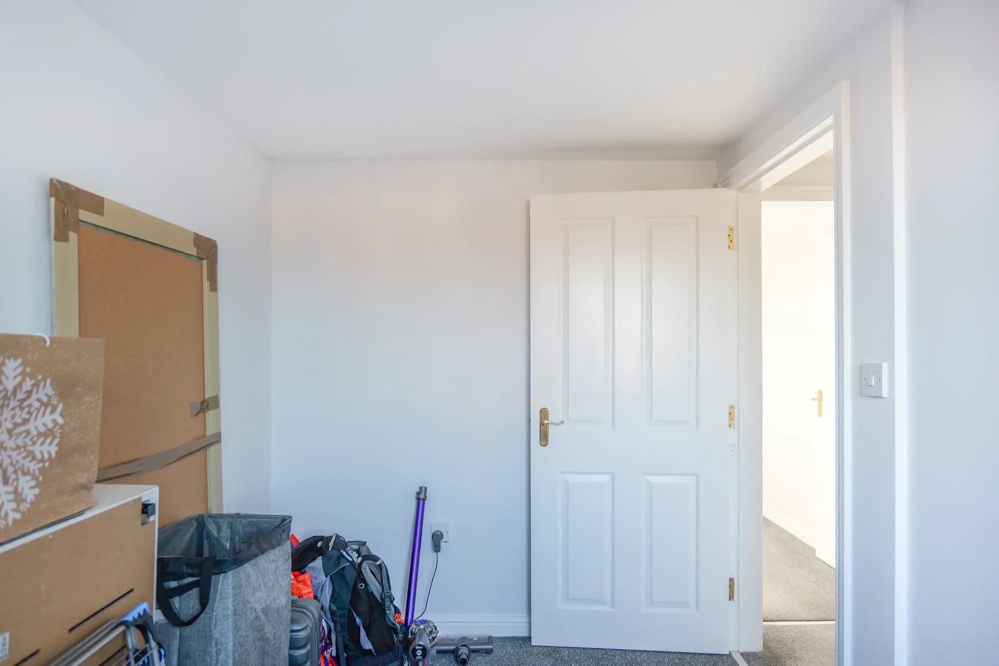 property photo 11 of 20