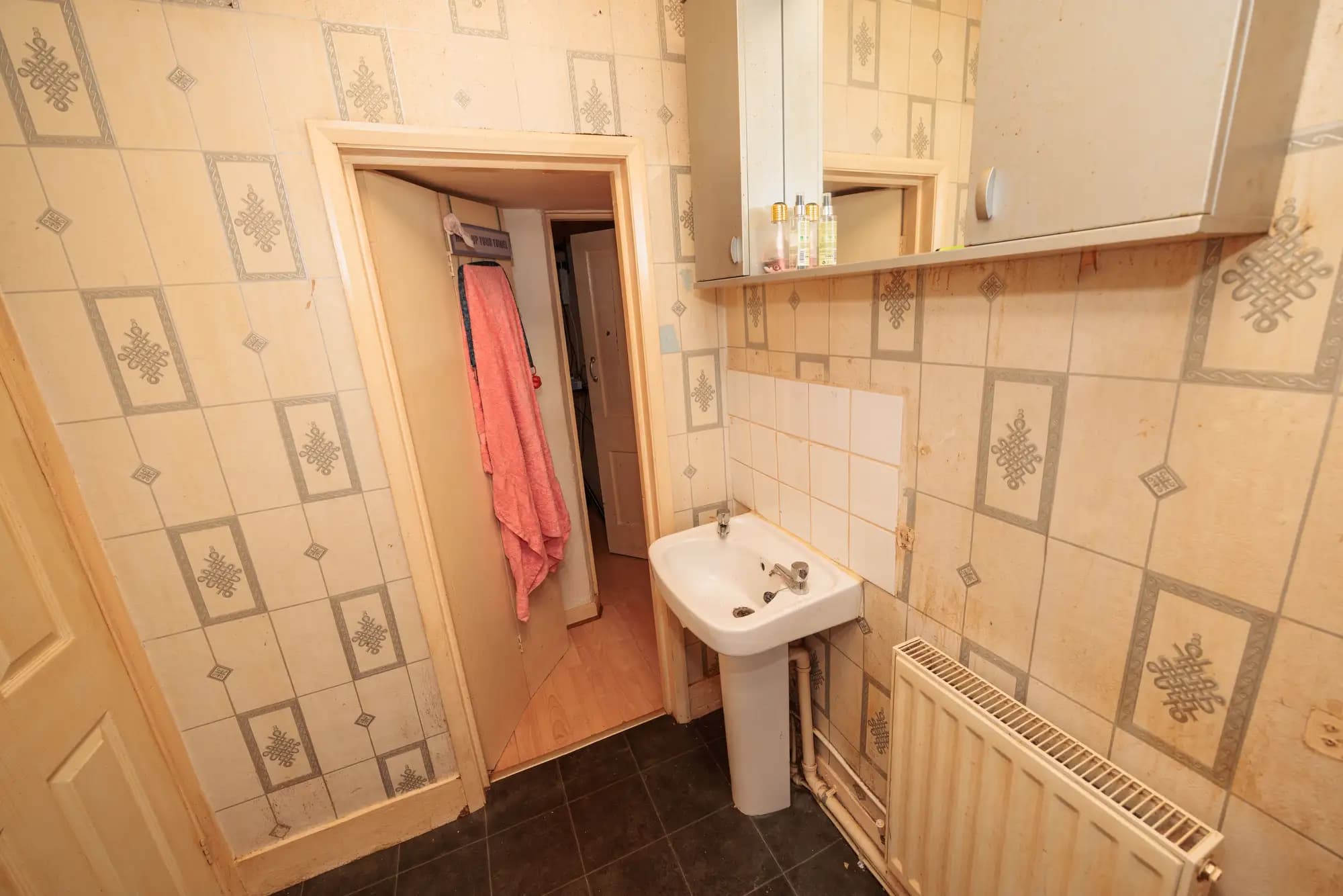 property photo 20 of 36