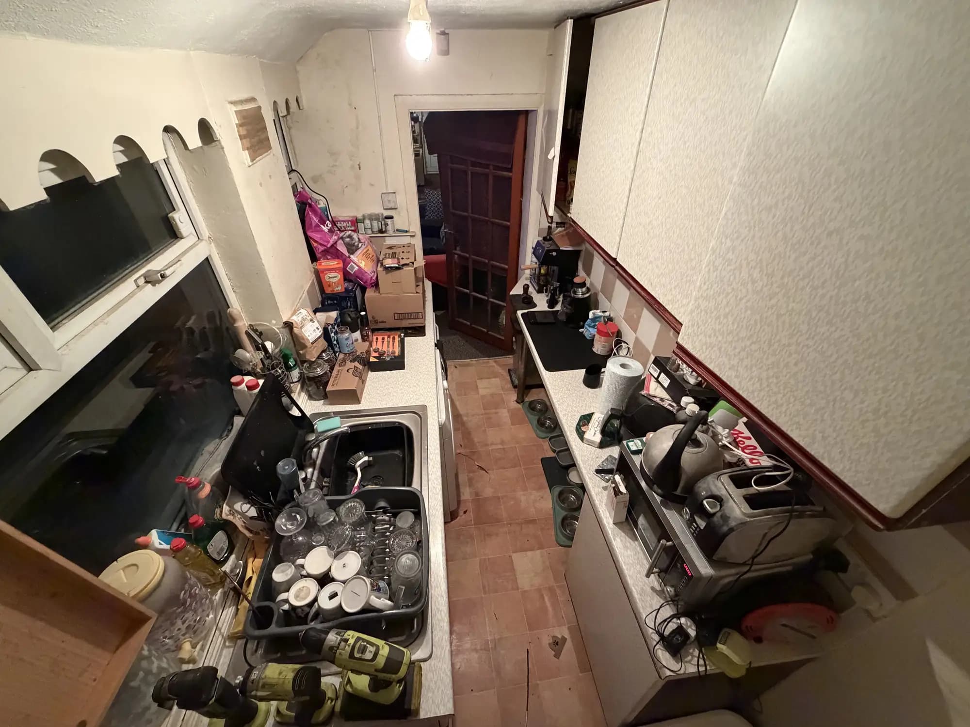 property photo 5 of 16