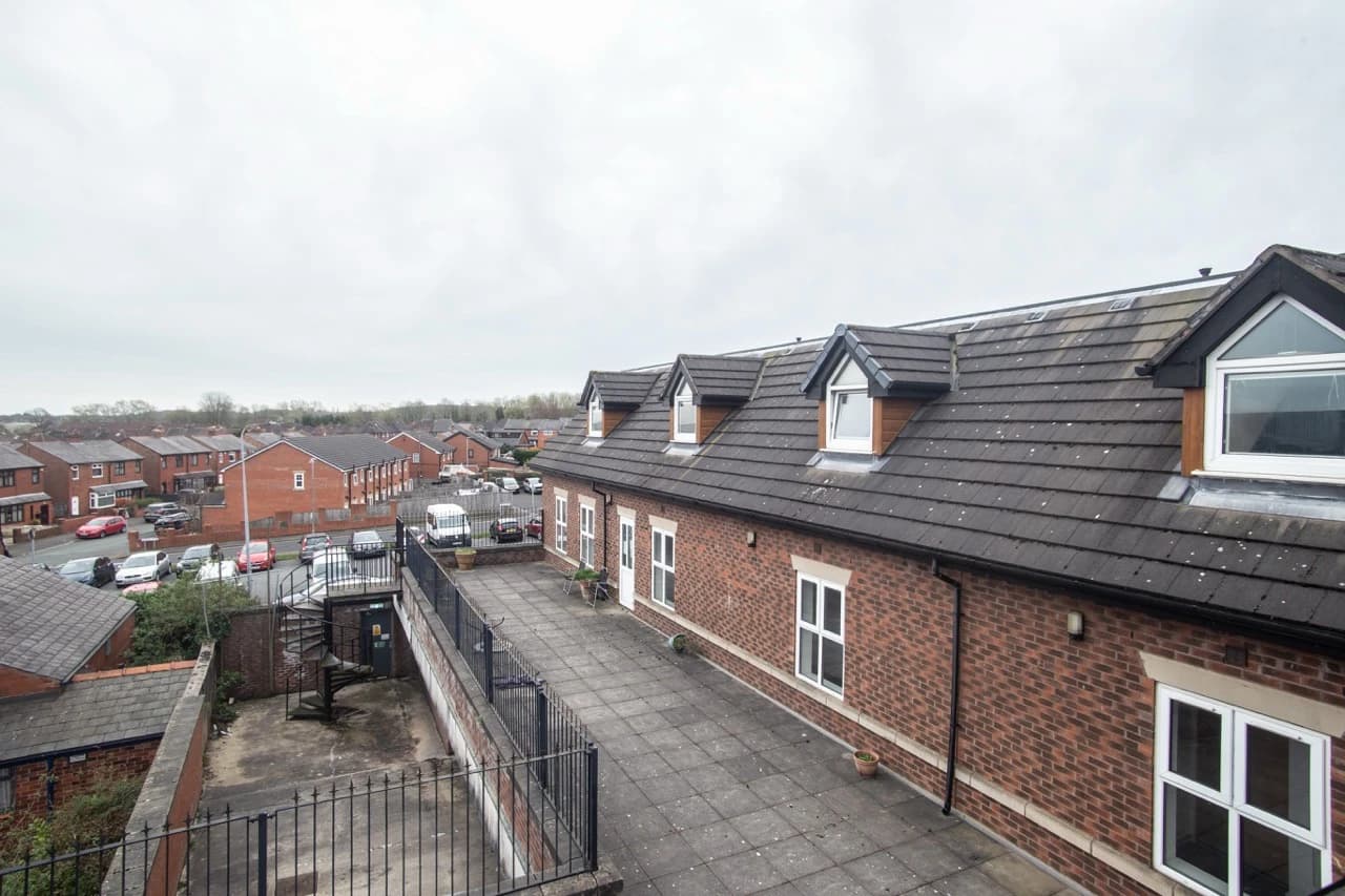 property photo 22 of 24