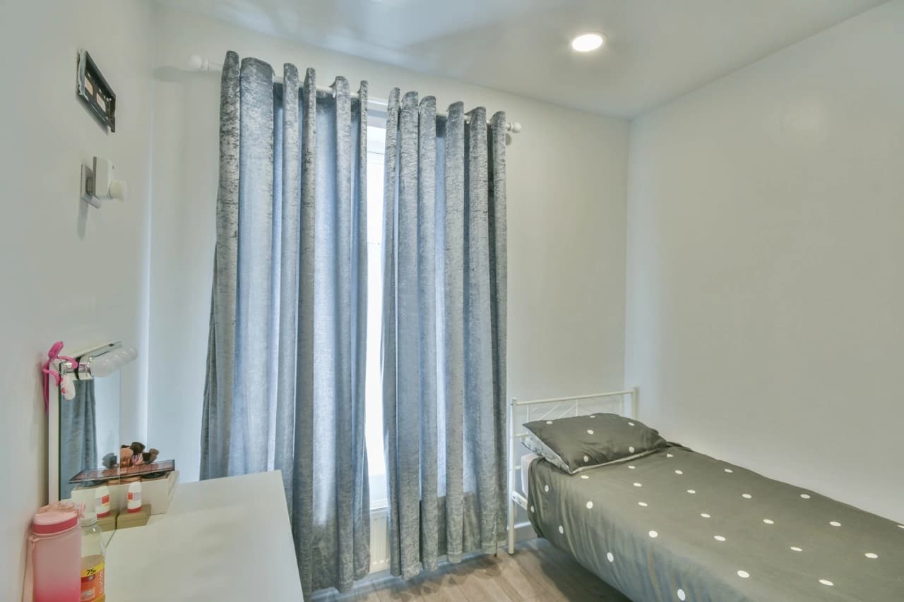 property photo 13 of 19