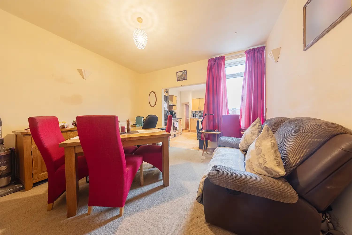 property photo 5 of 31