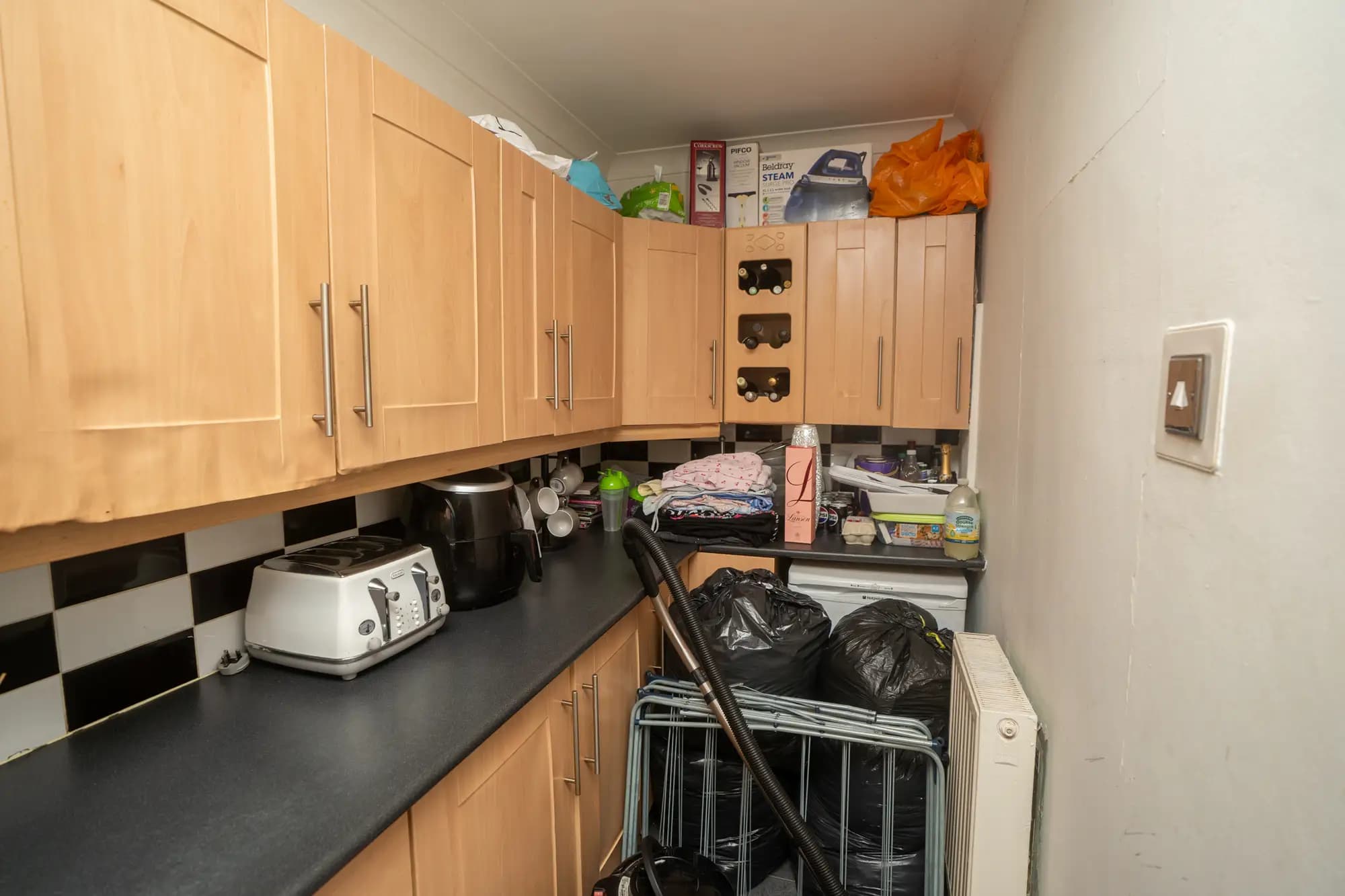 property photo 9 of 23