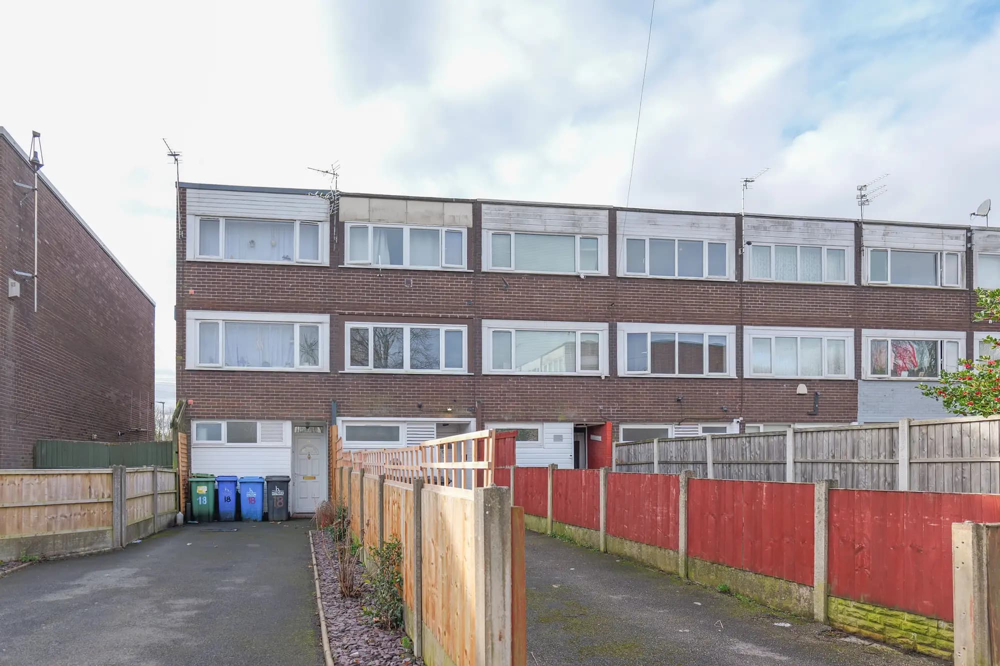 property photo 1 of 29