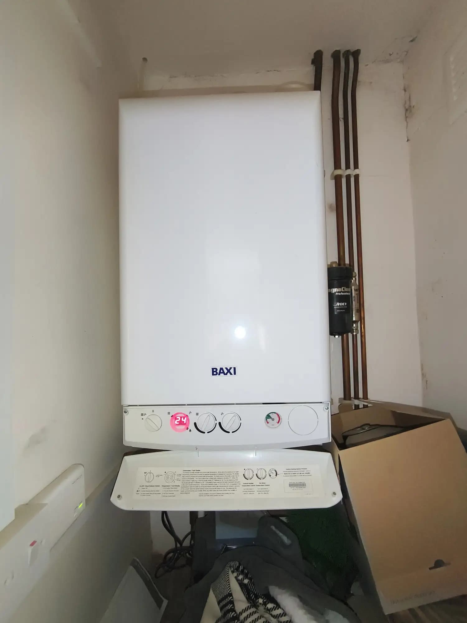 property photo 5 of 17