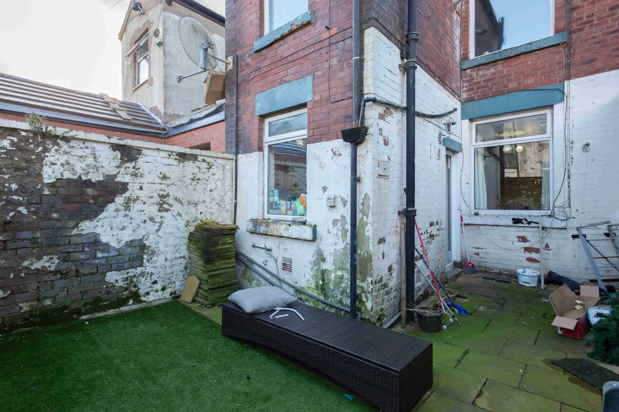 property photo 15 of 17