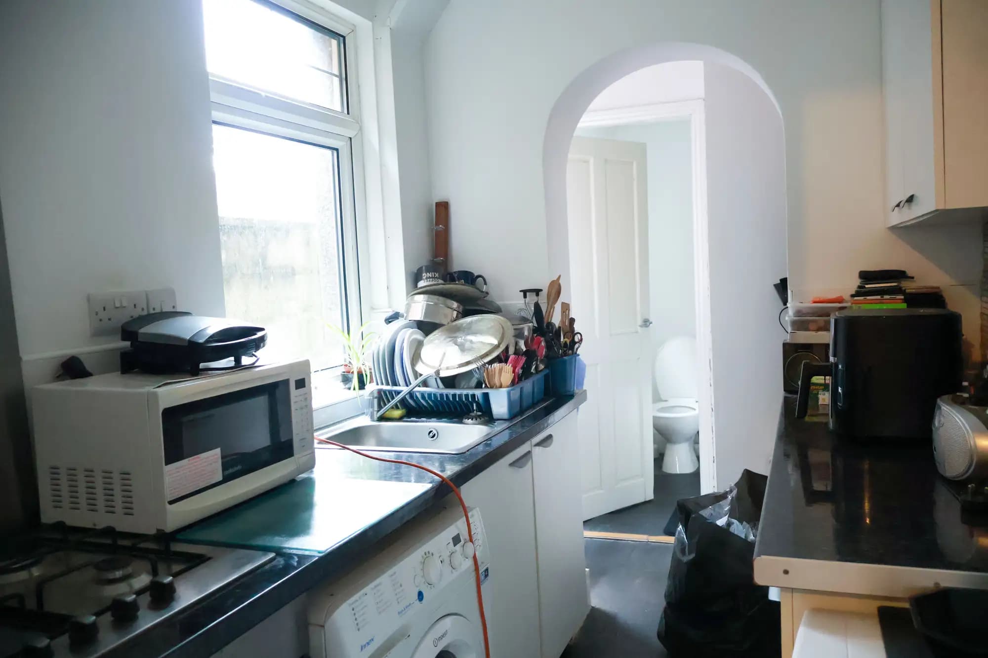 property photo 6 of 16