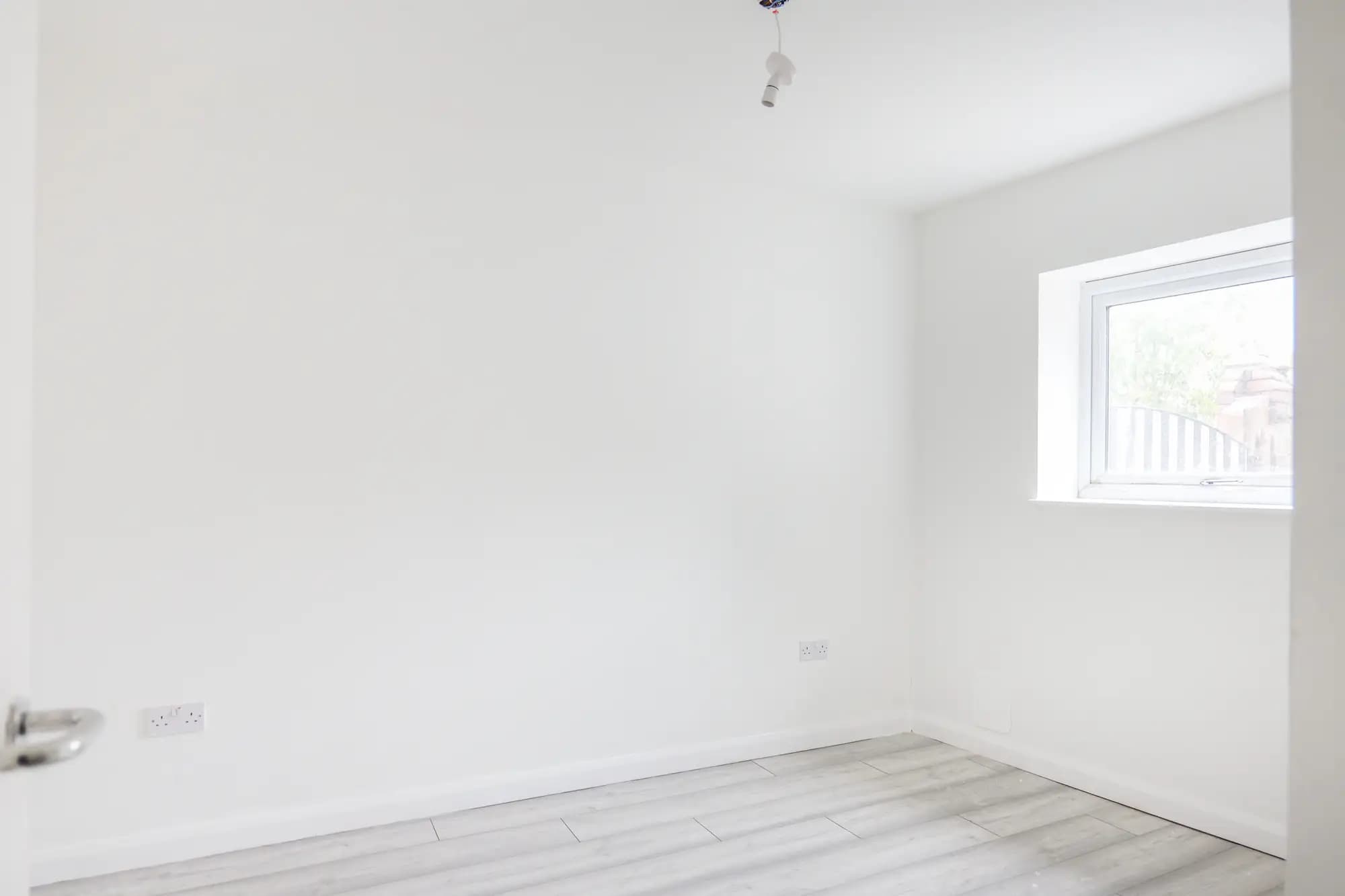 property photo 19 of 30