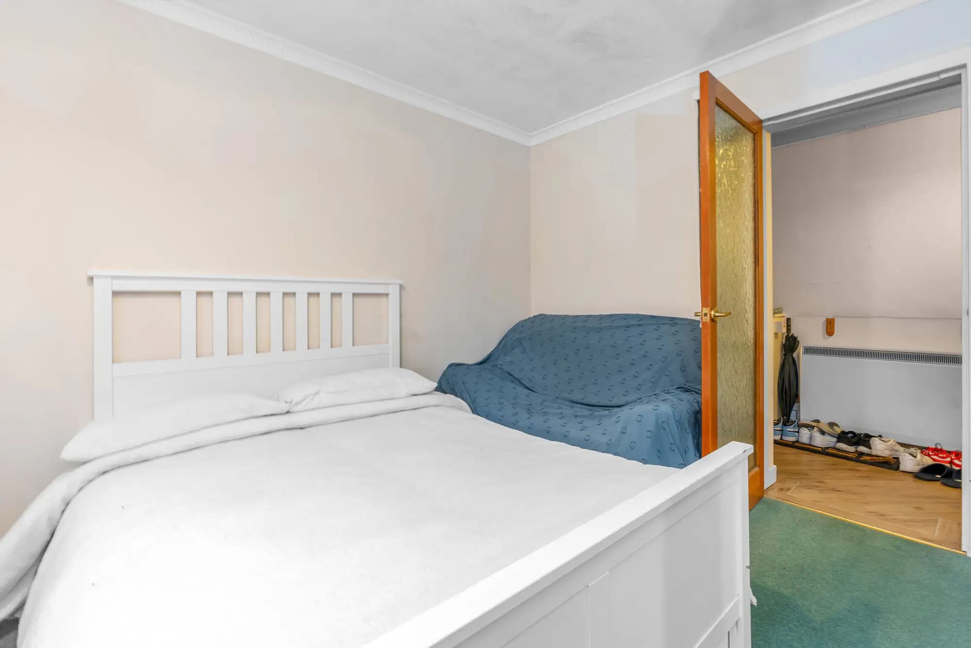 property photo 12 of 17
