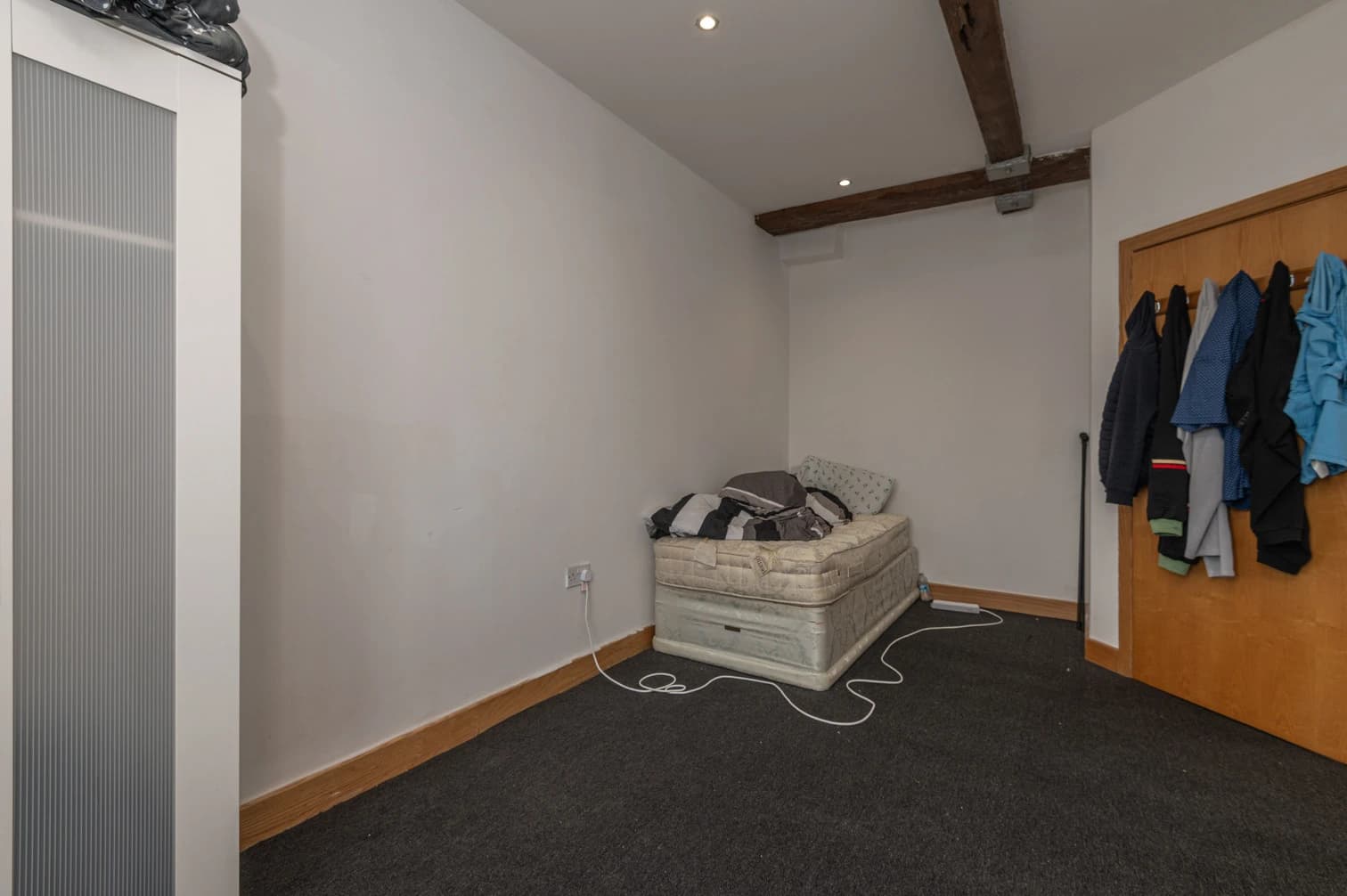property photo 15 of 21