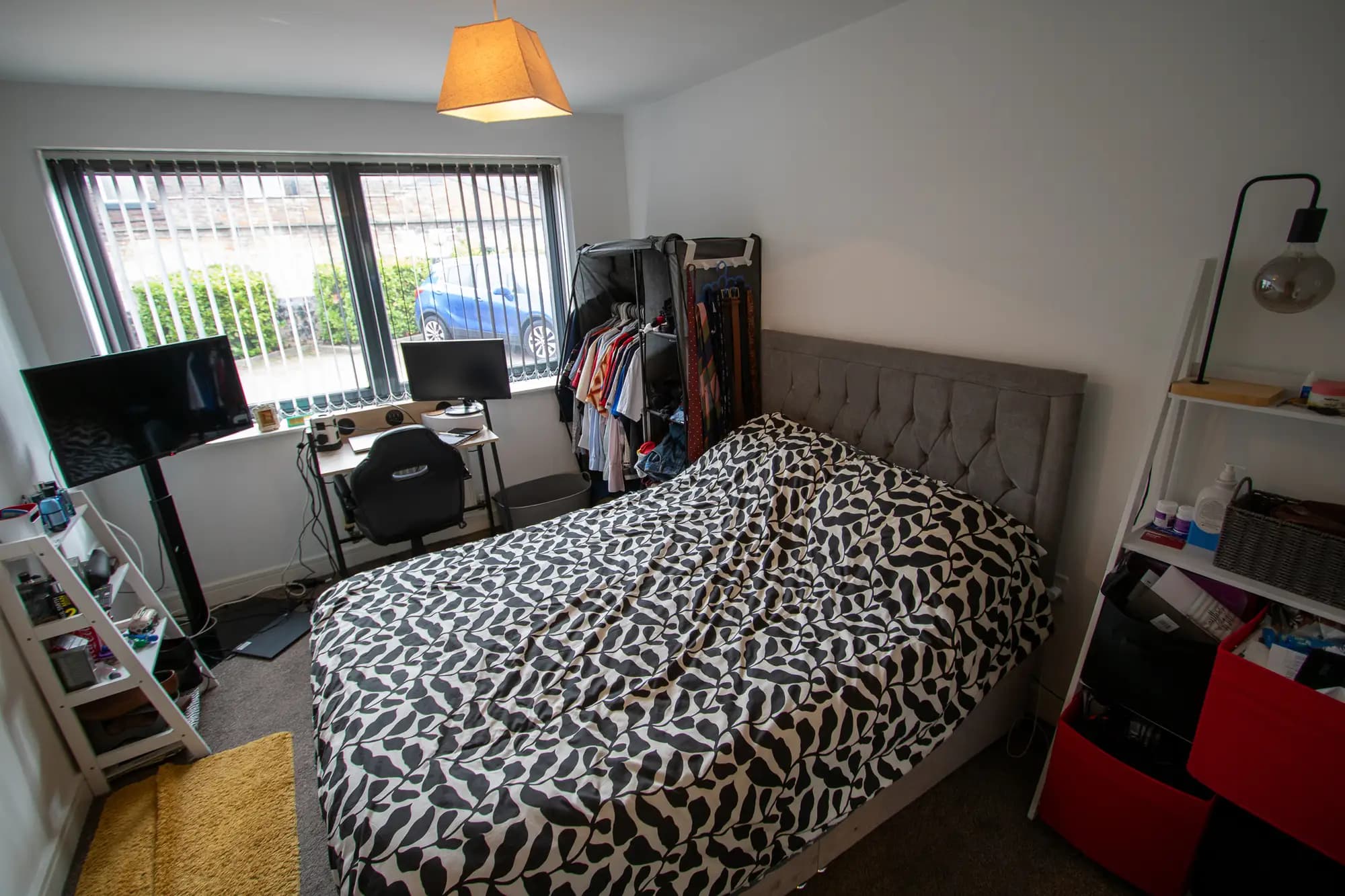 property photo 16 of 28