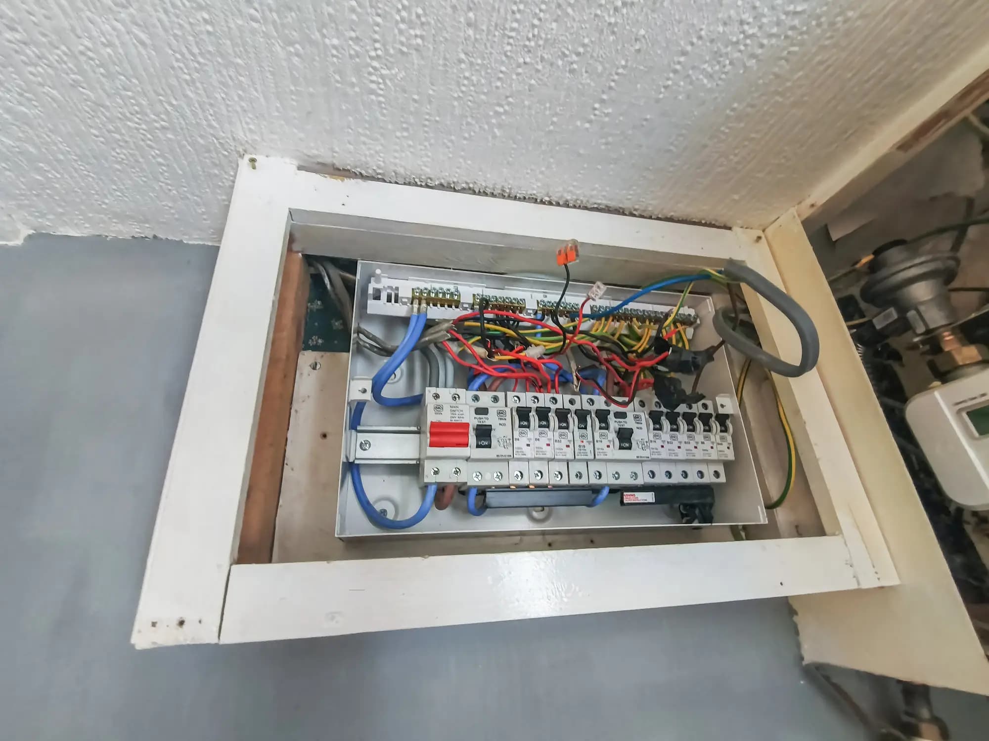 property photo 13 of 15