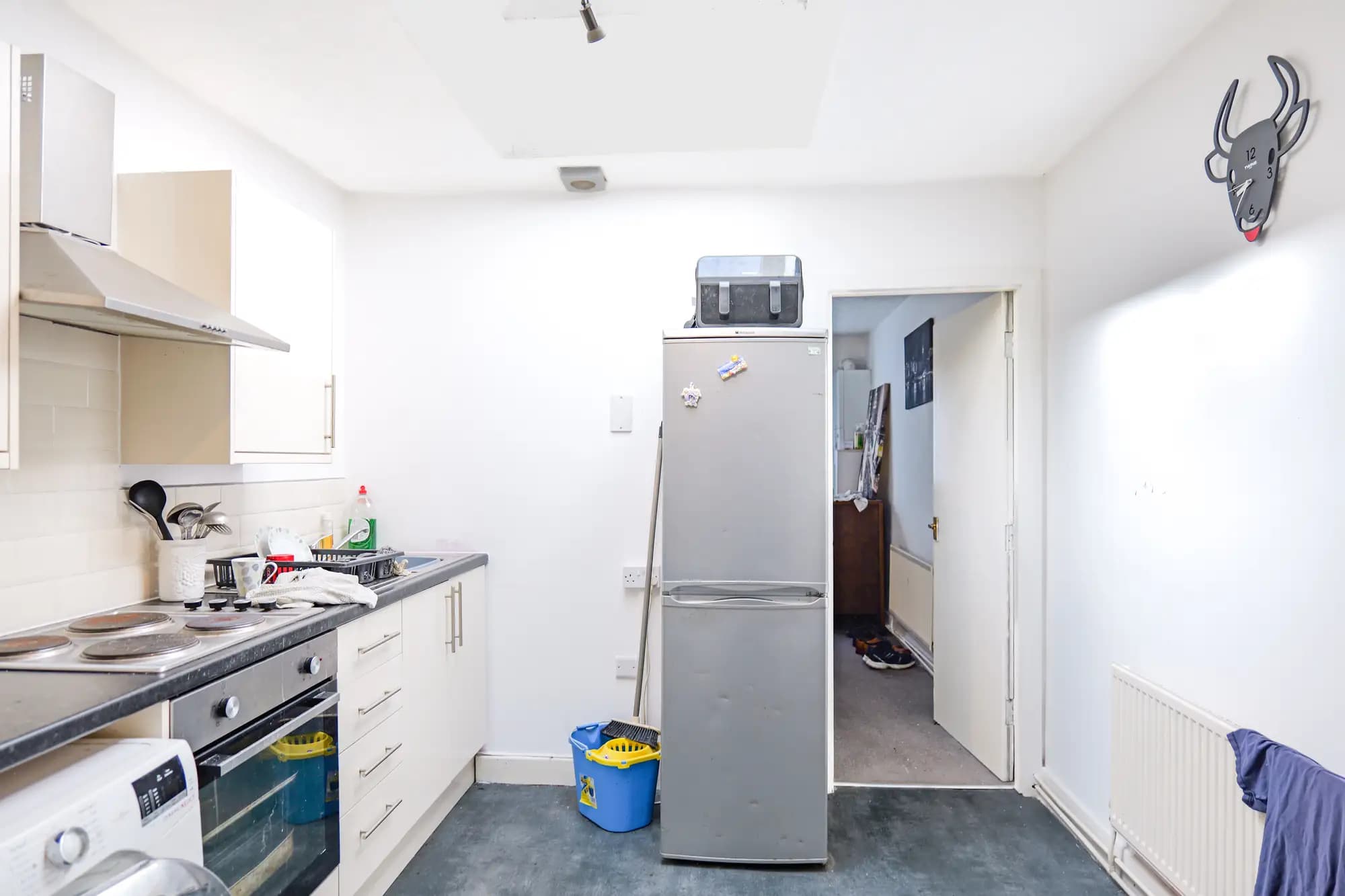 property photo 21 of 54