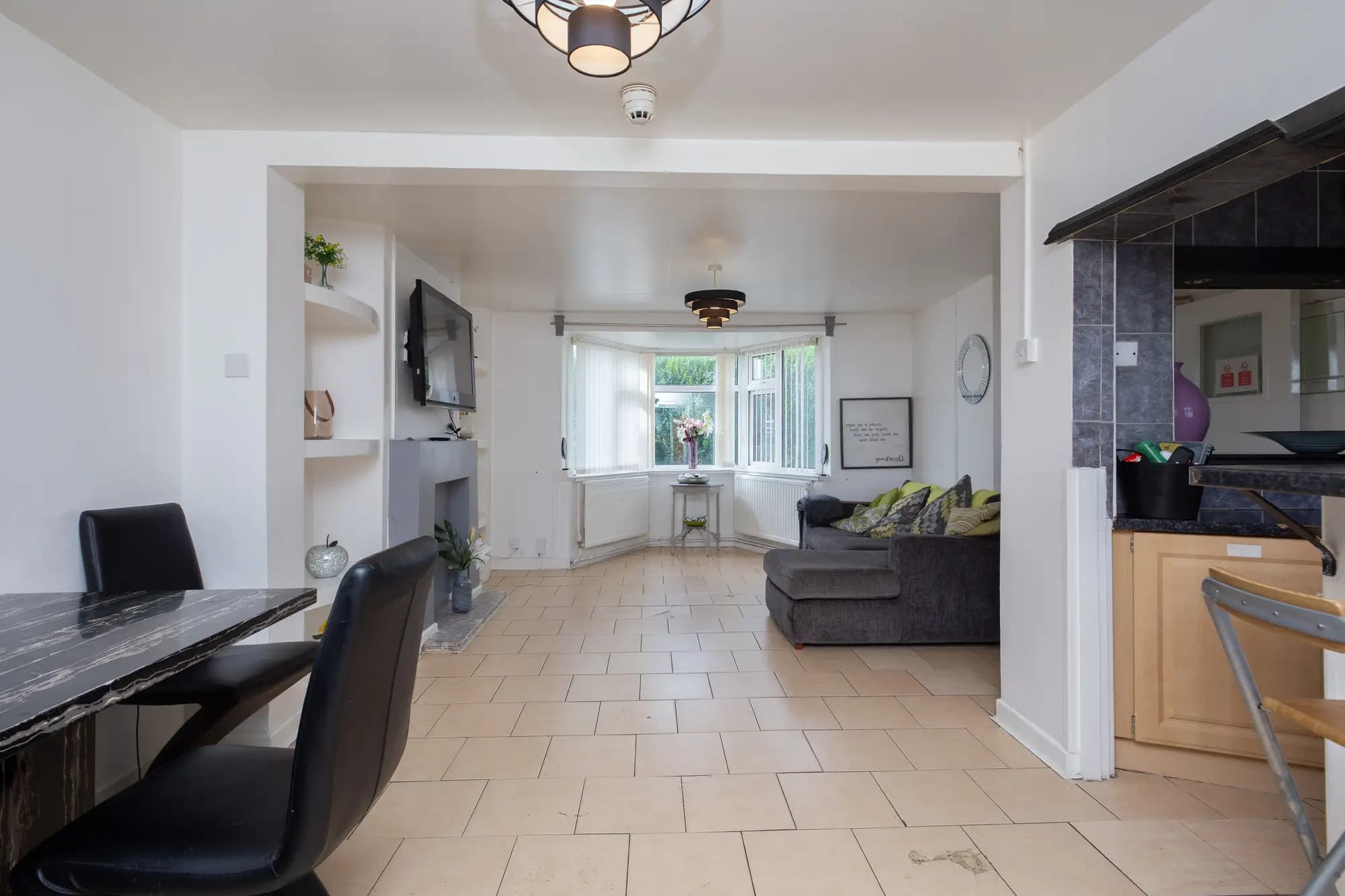 property photo 6 of 29