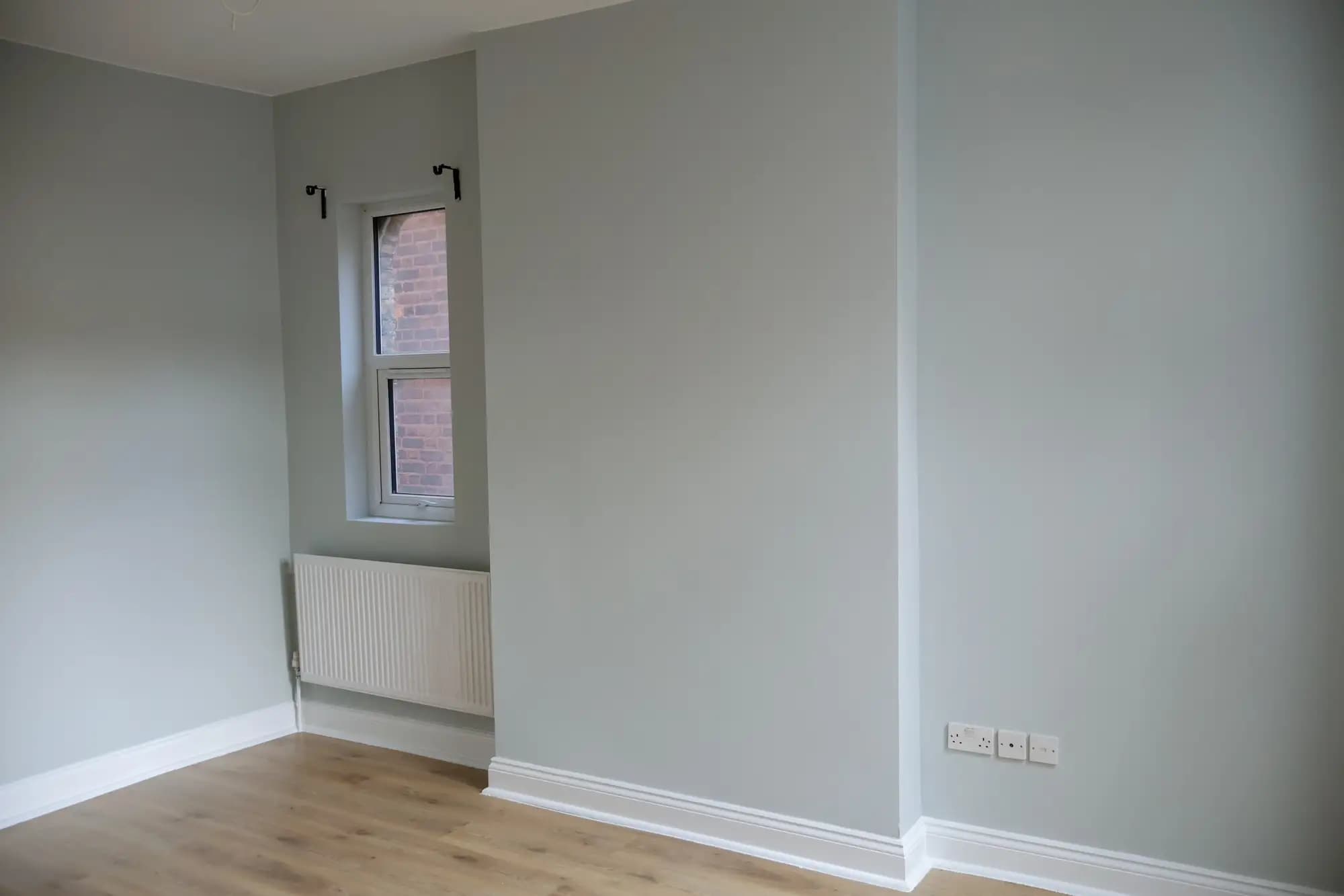 property photo 5 of 37