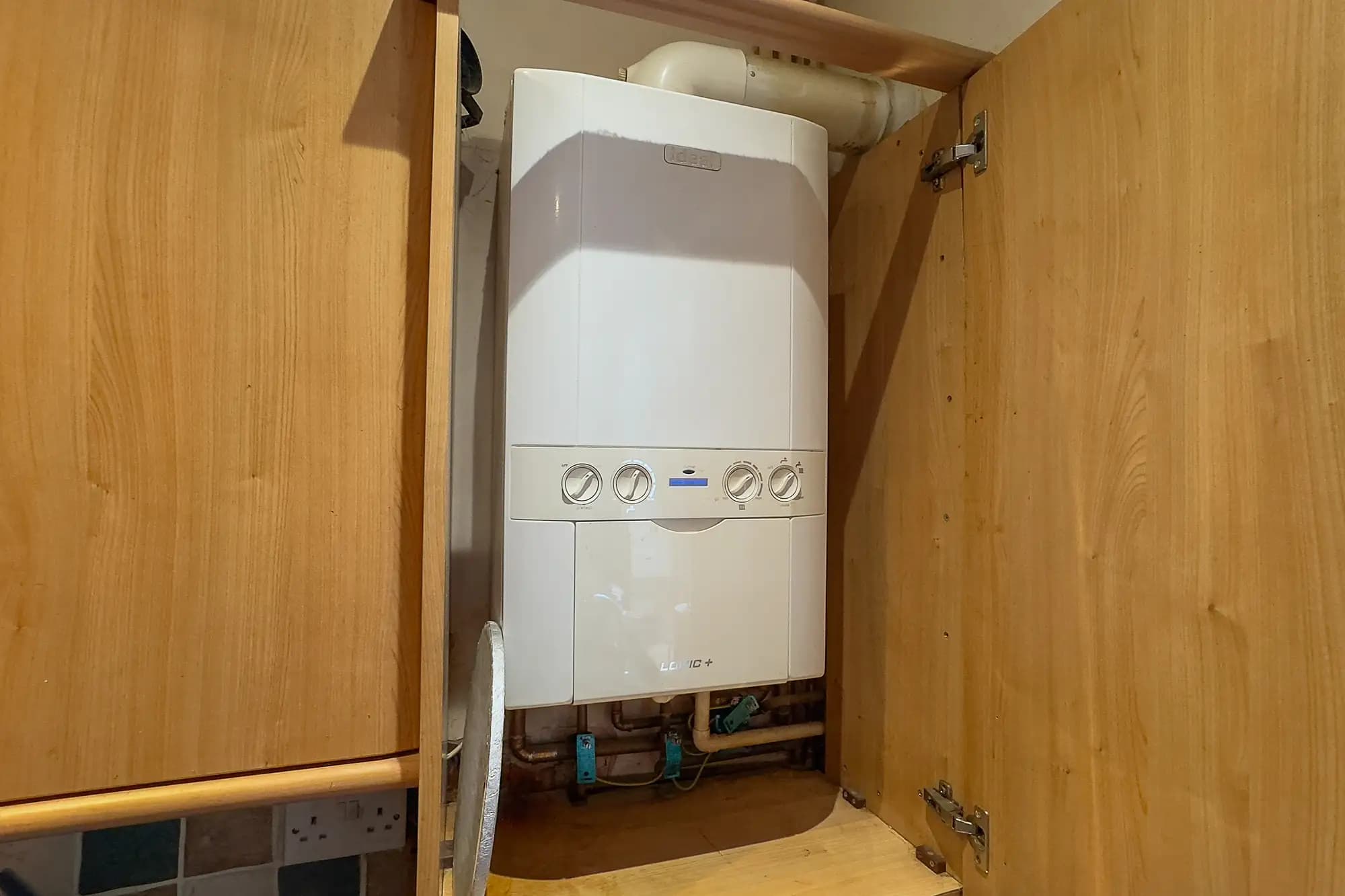 property photo 23 of 31