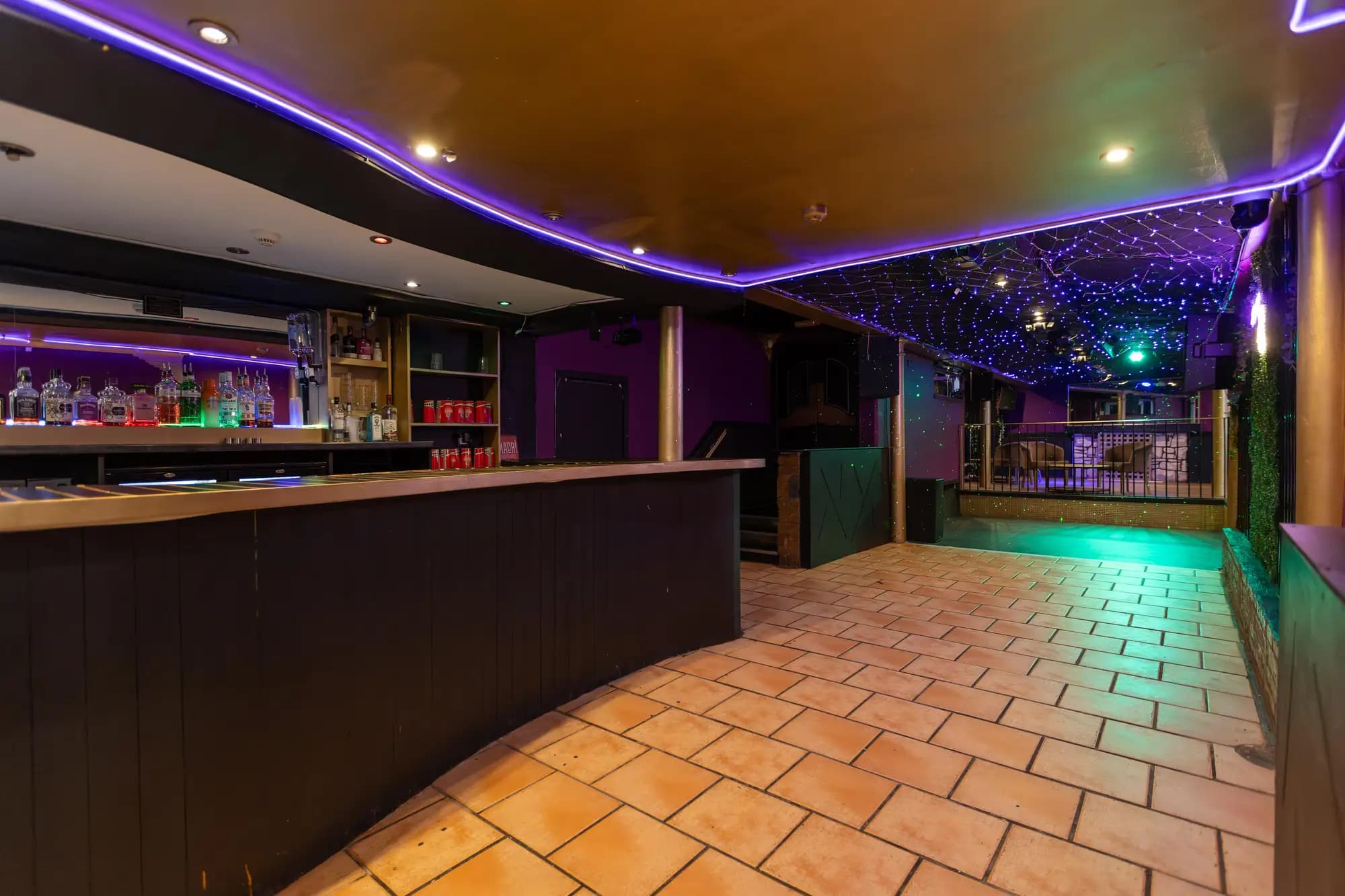 property photo 4 of 16