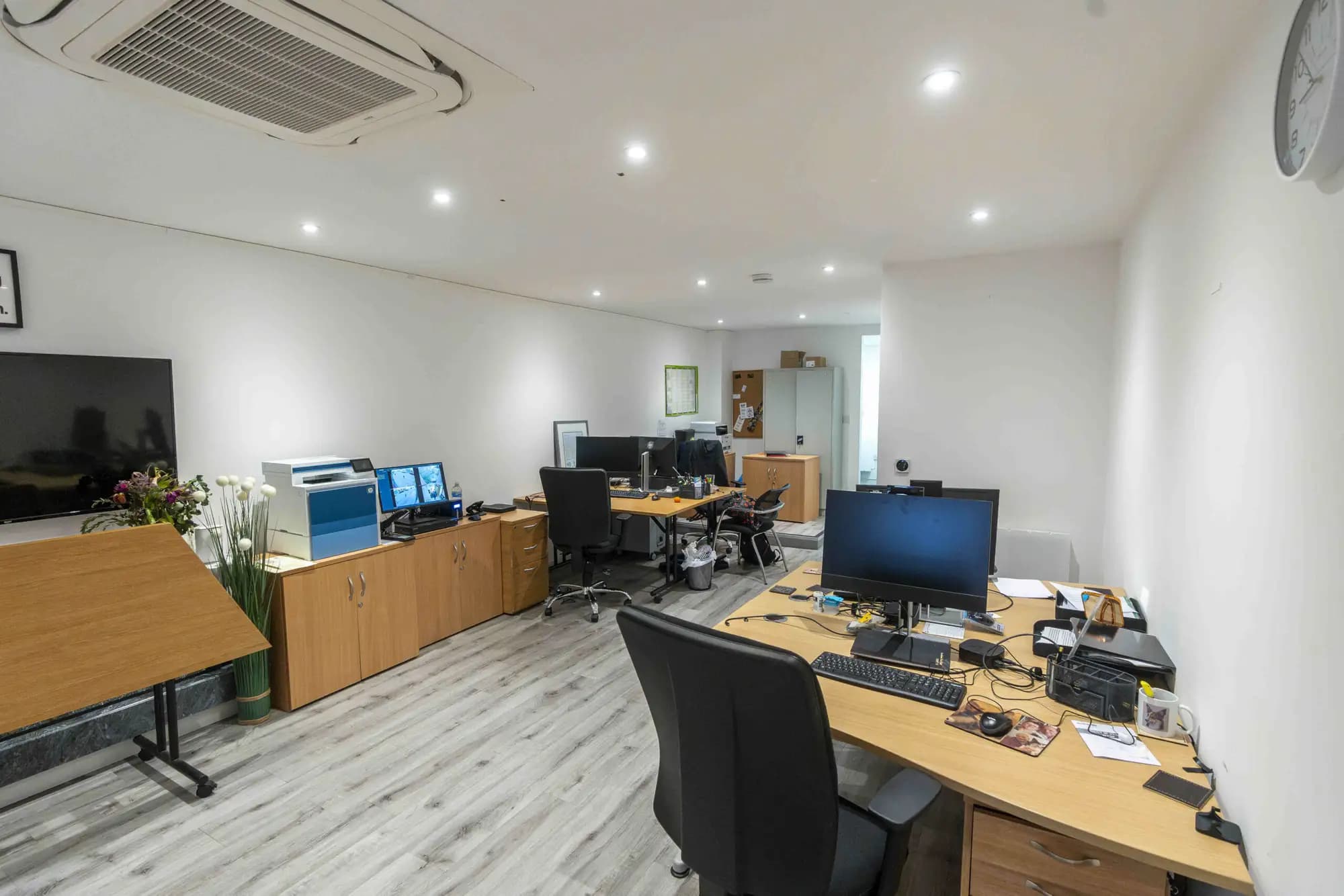 property photo 13 of 23