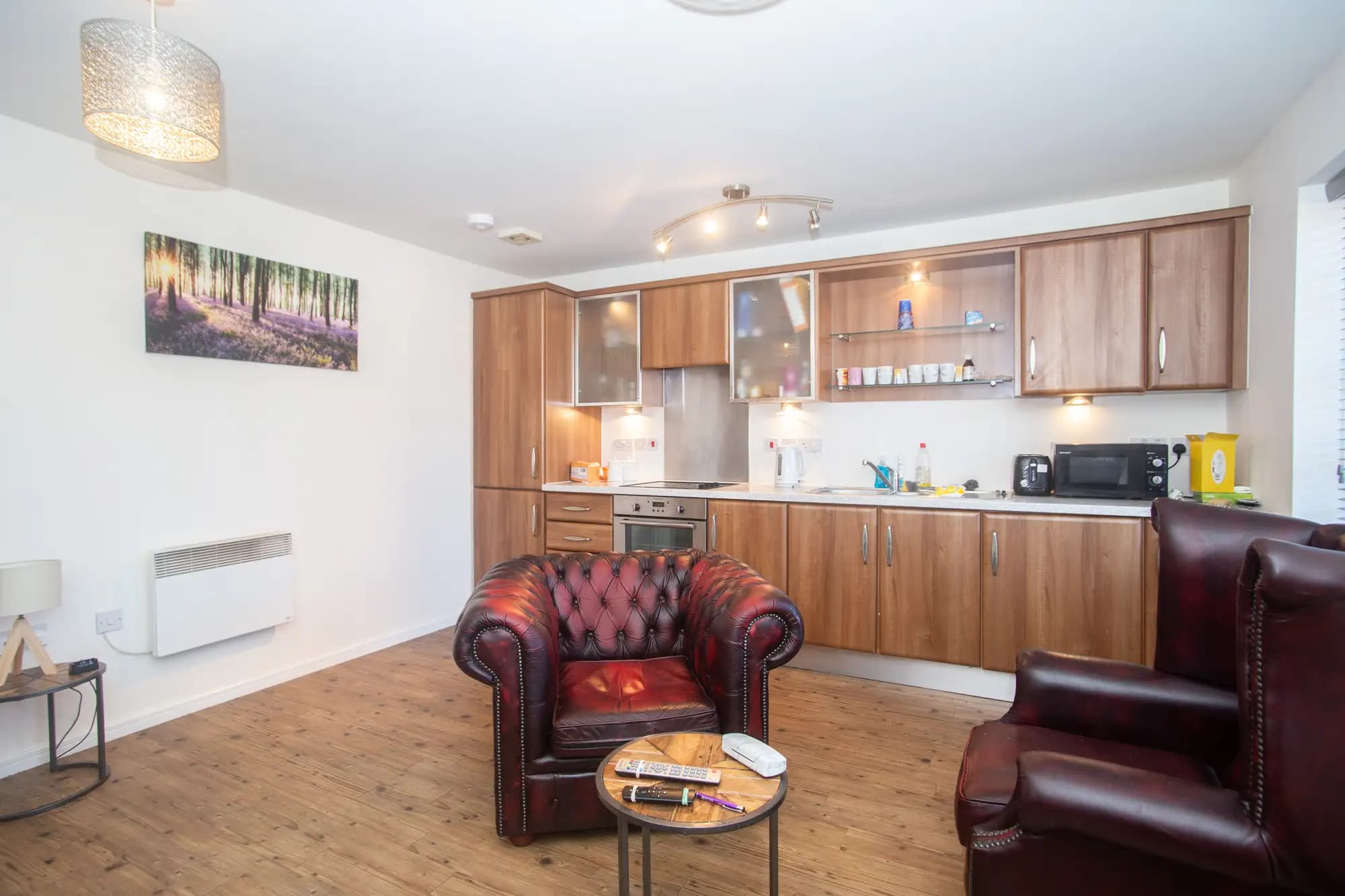 property photo 6 of 16