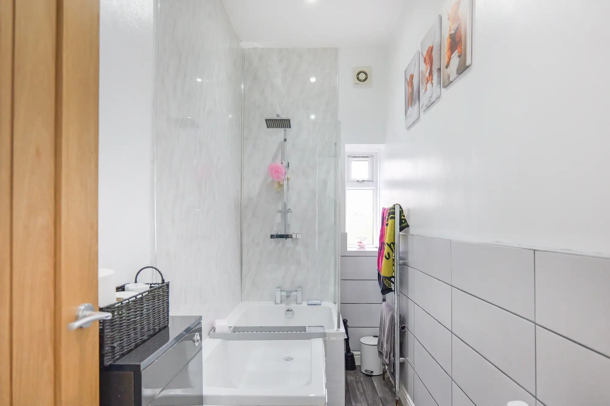 property photo 8 of 20