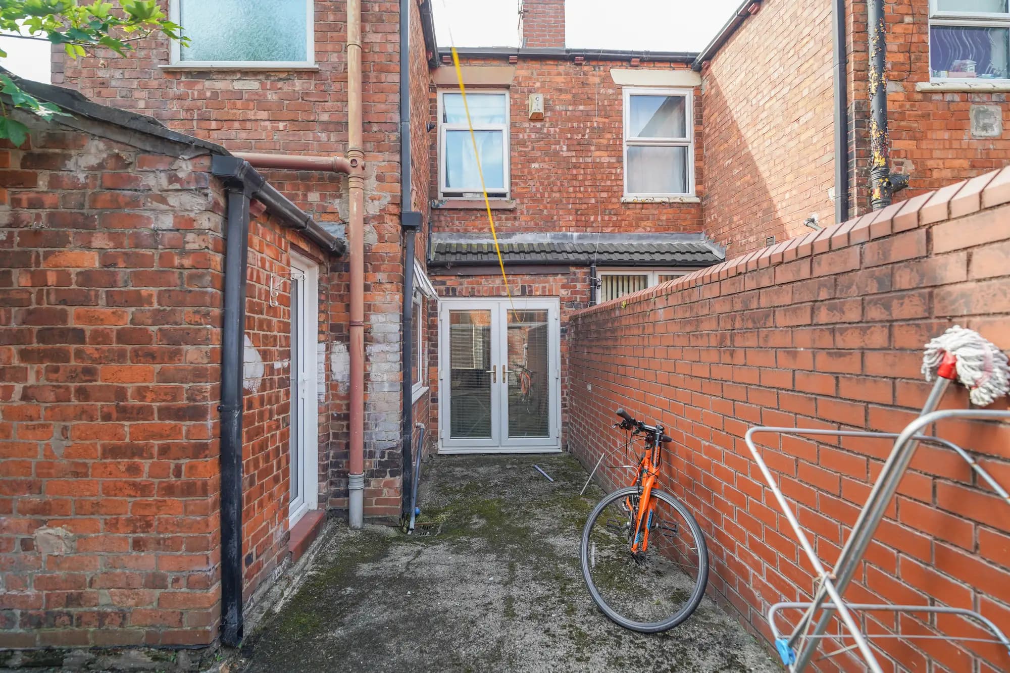 property photo 15 of 16