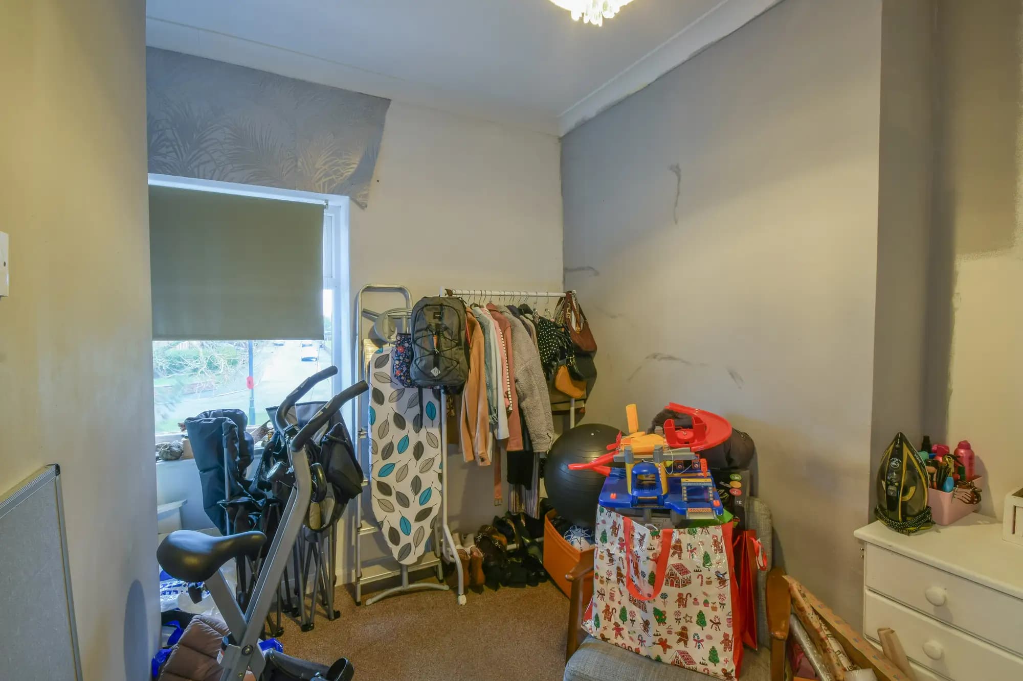 property photo 14 of 18