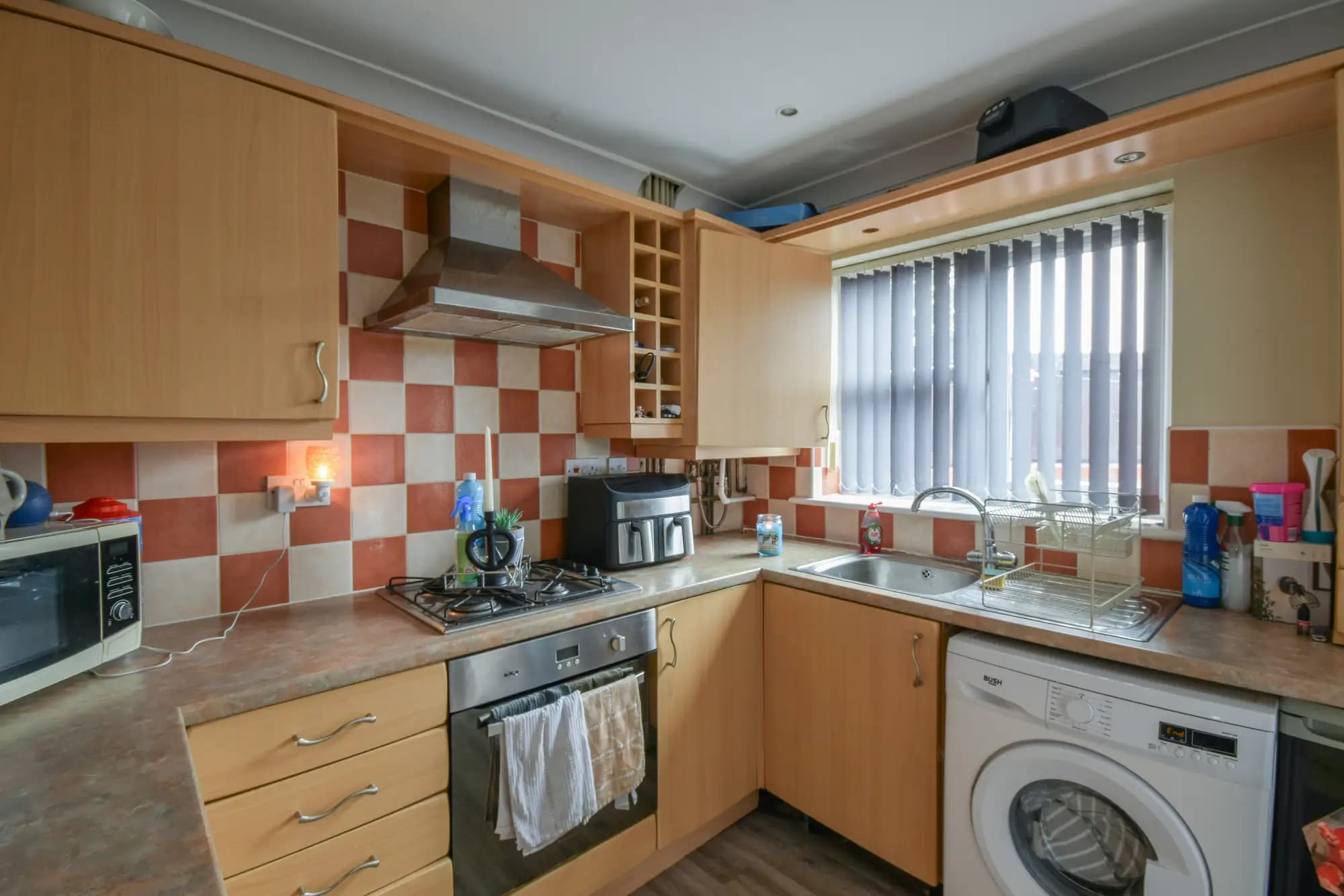 property photo 5 of 17