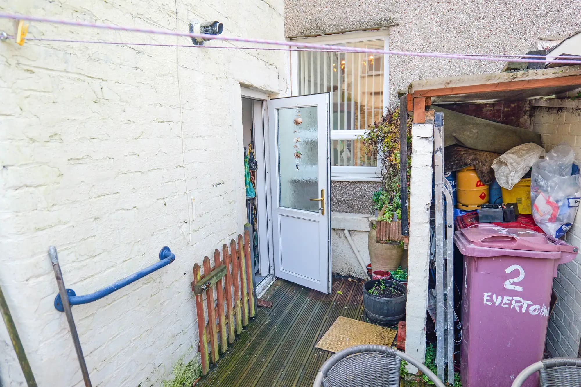 property photo 25 of 27