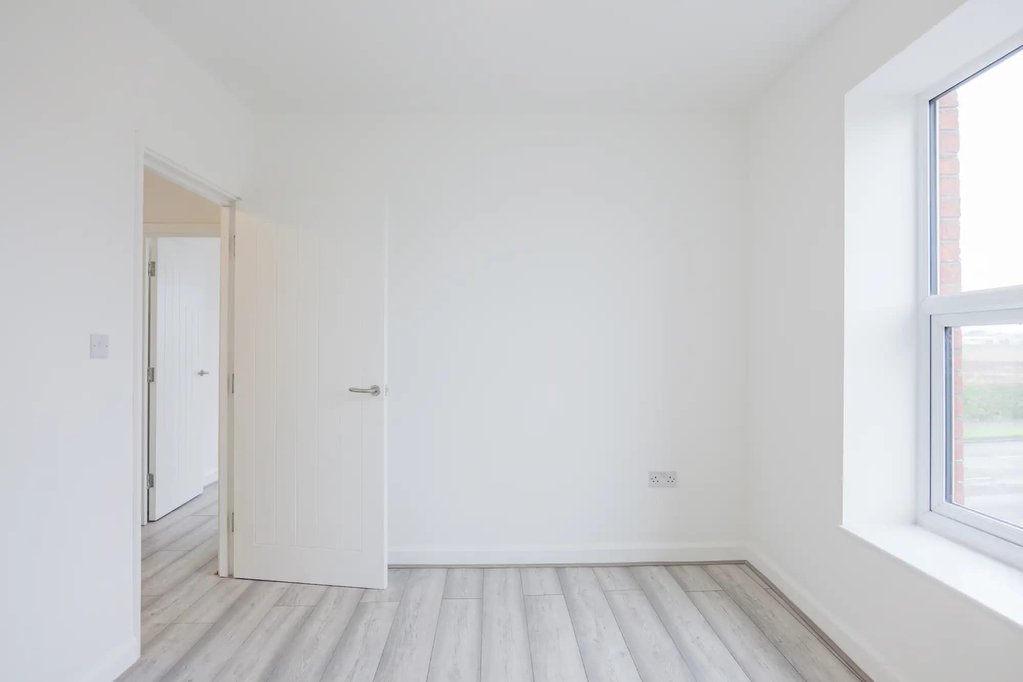 property photo 3 of 30