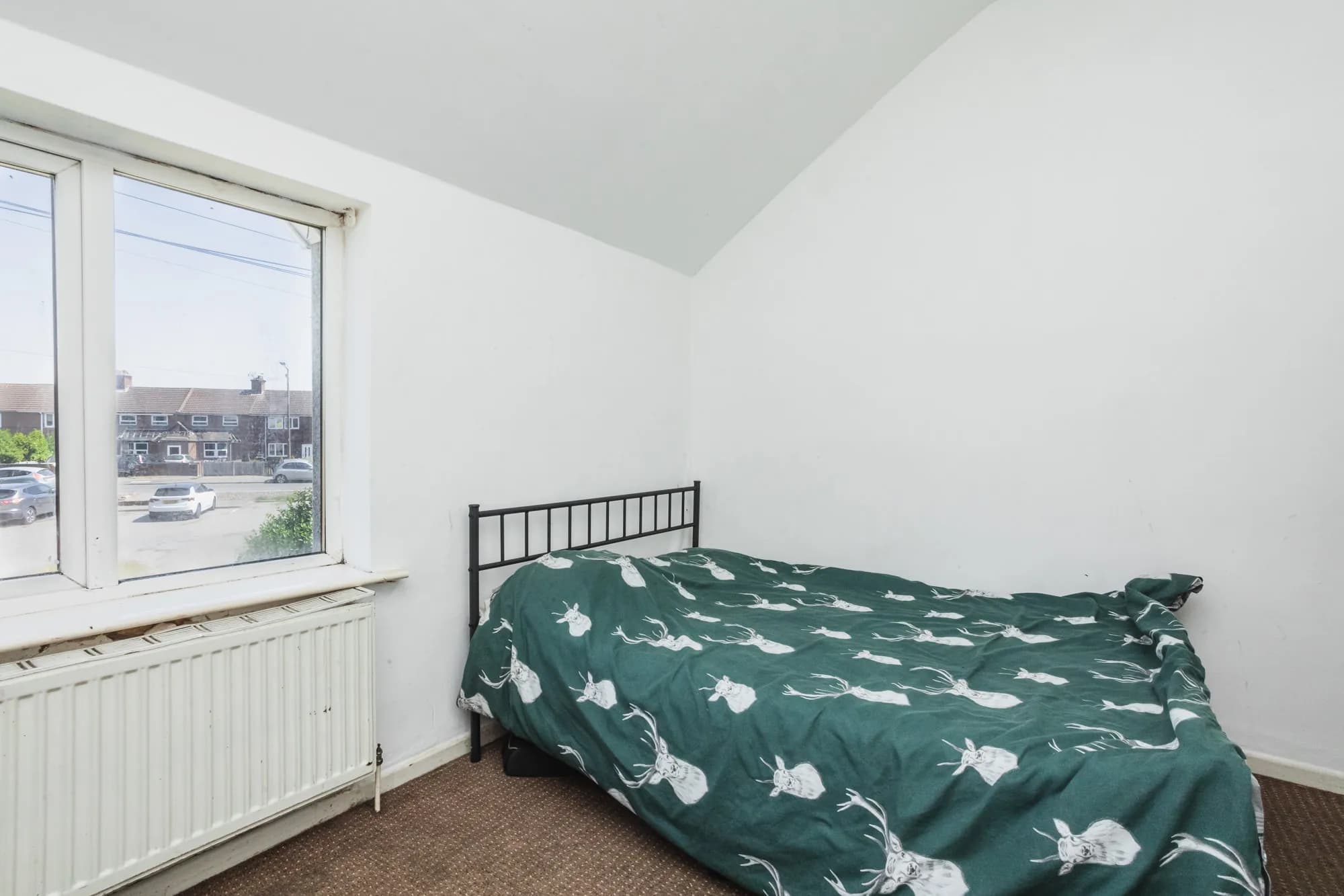 property photo 11 of 26