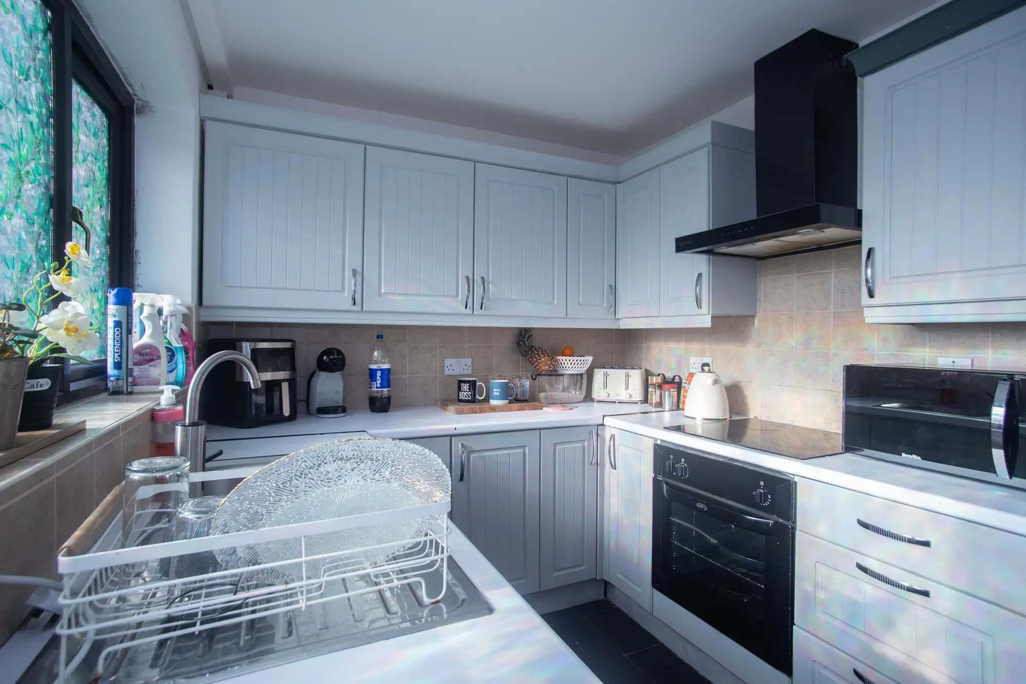 property photo 7 of 15