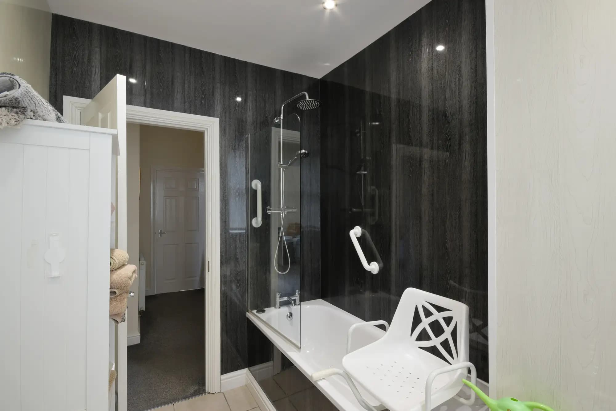 property photo 28 of 38