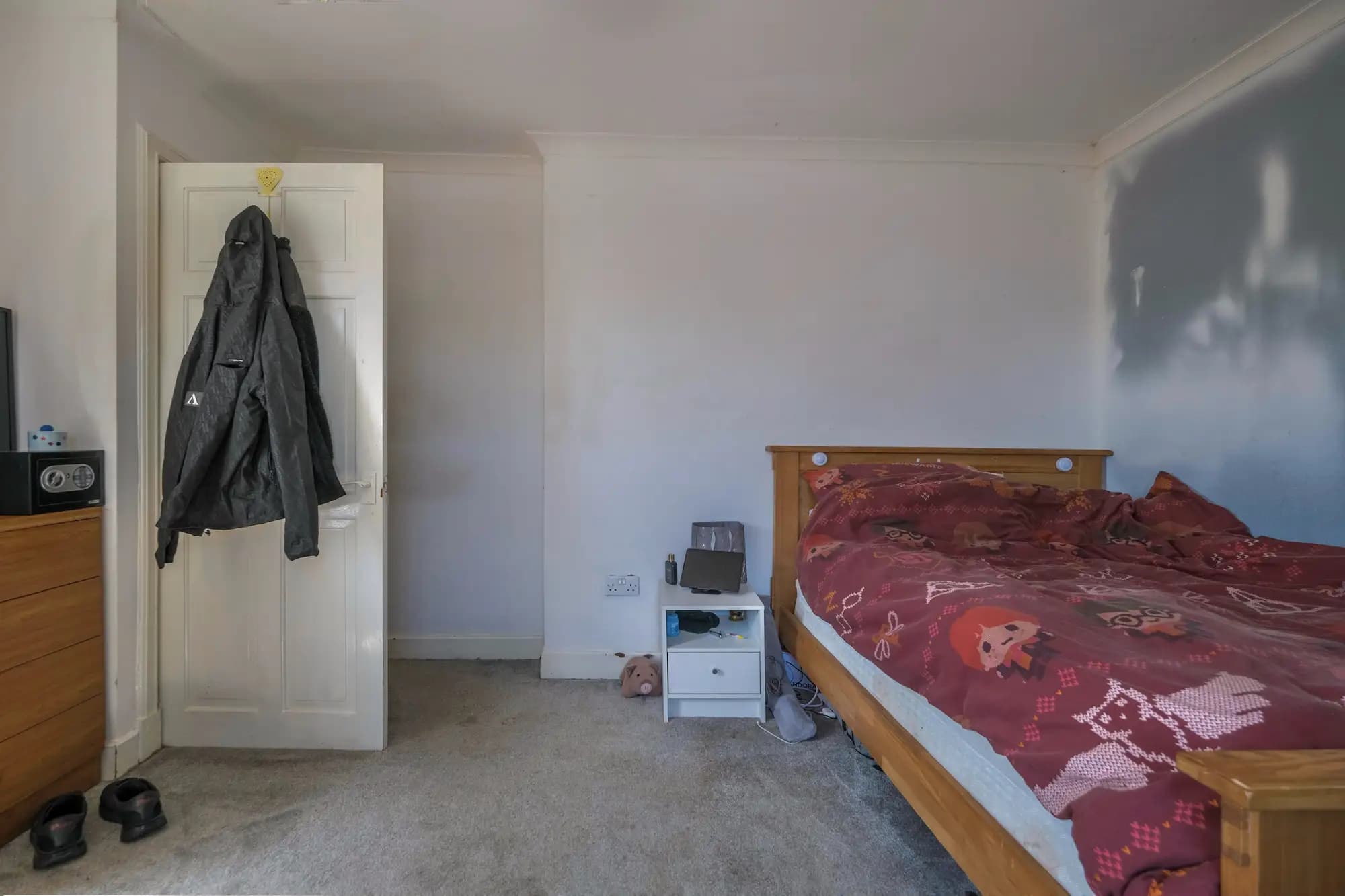 property photo 13 of 29